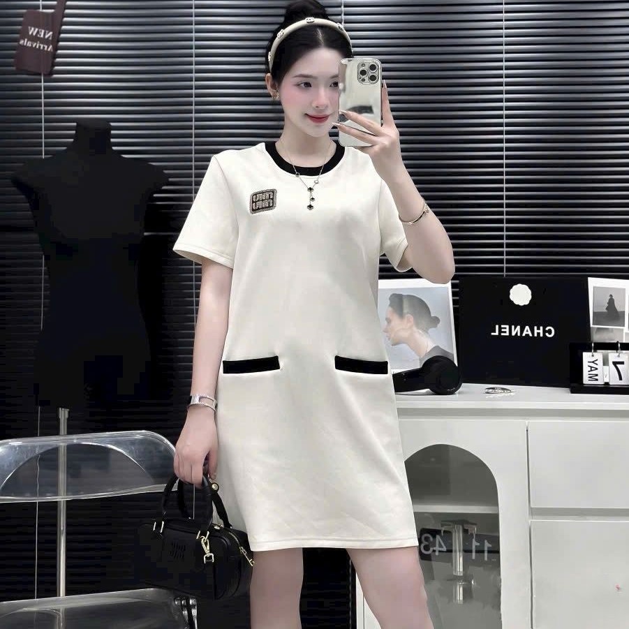 Đầm nữ Miu Miu cổ tròn dáng suông 9
