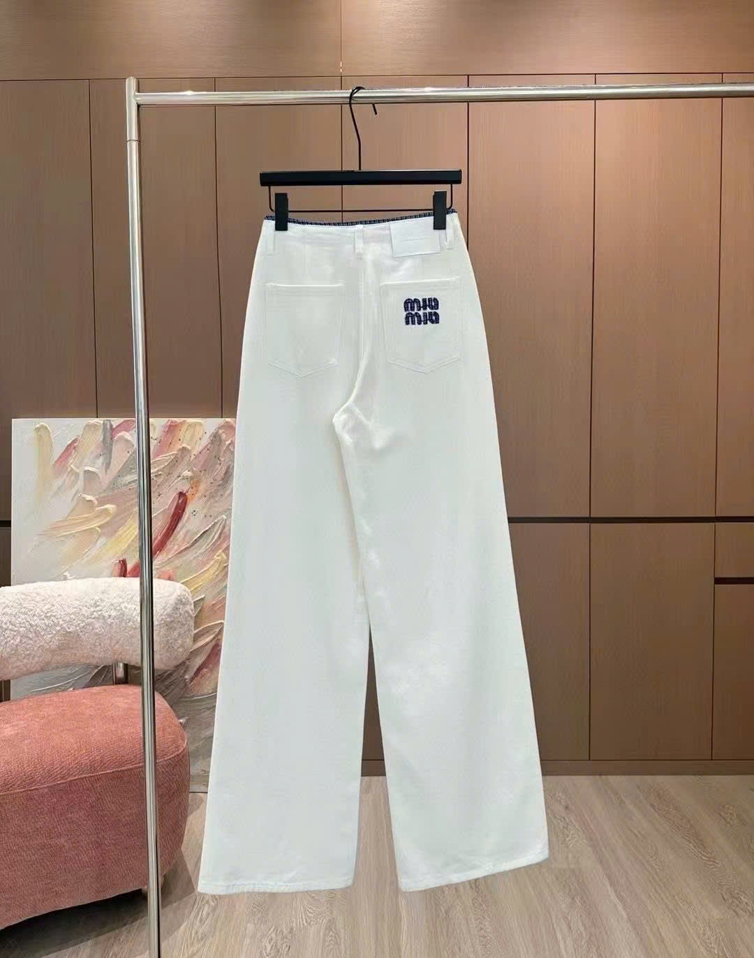 Quần suông dài Miu Miu màu trắng 7