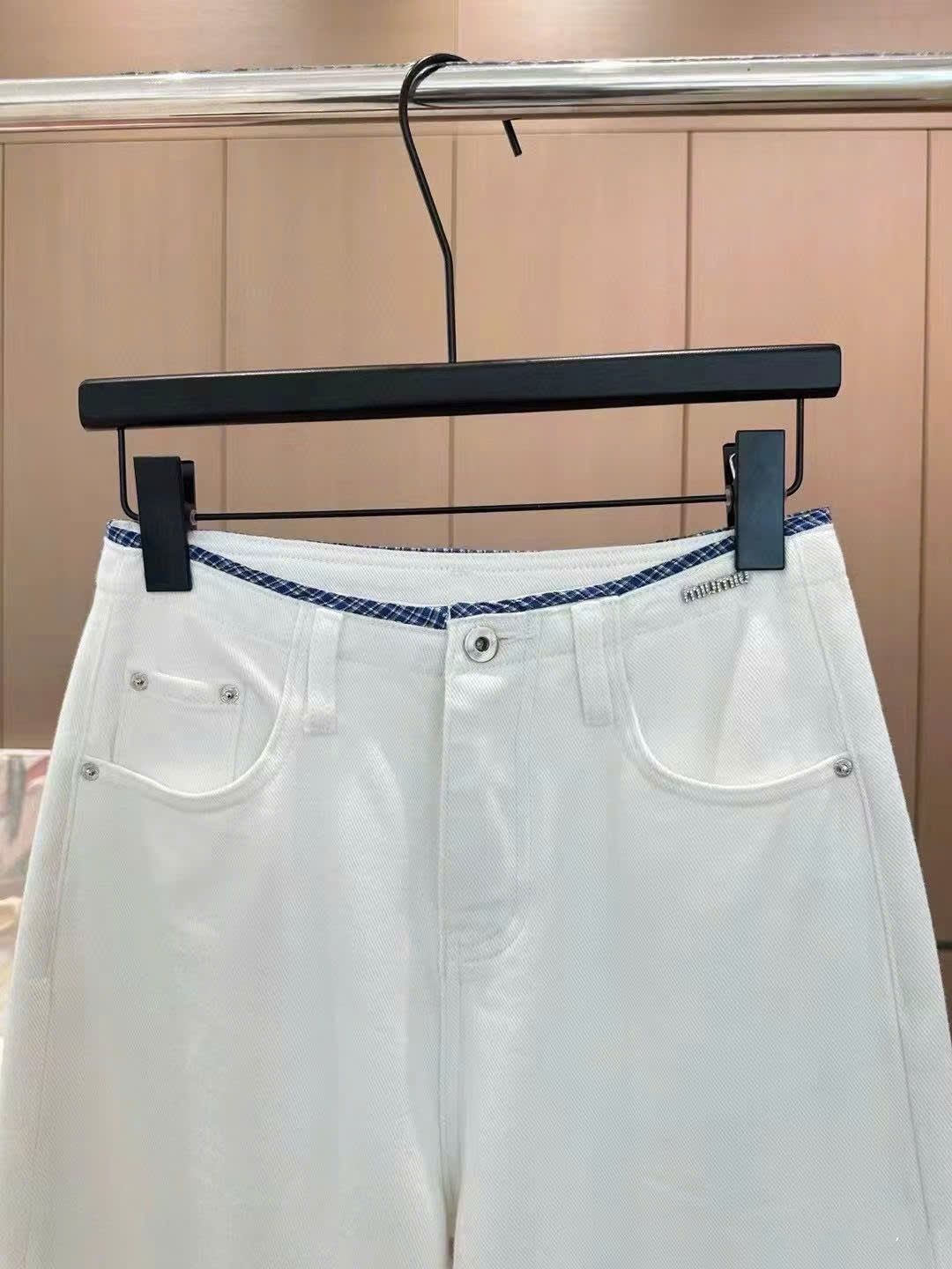 Quần suông dài Miu Miu màu trắng 5