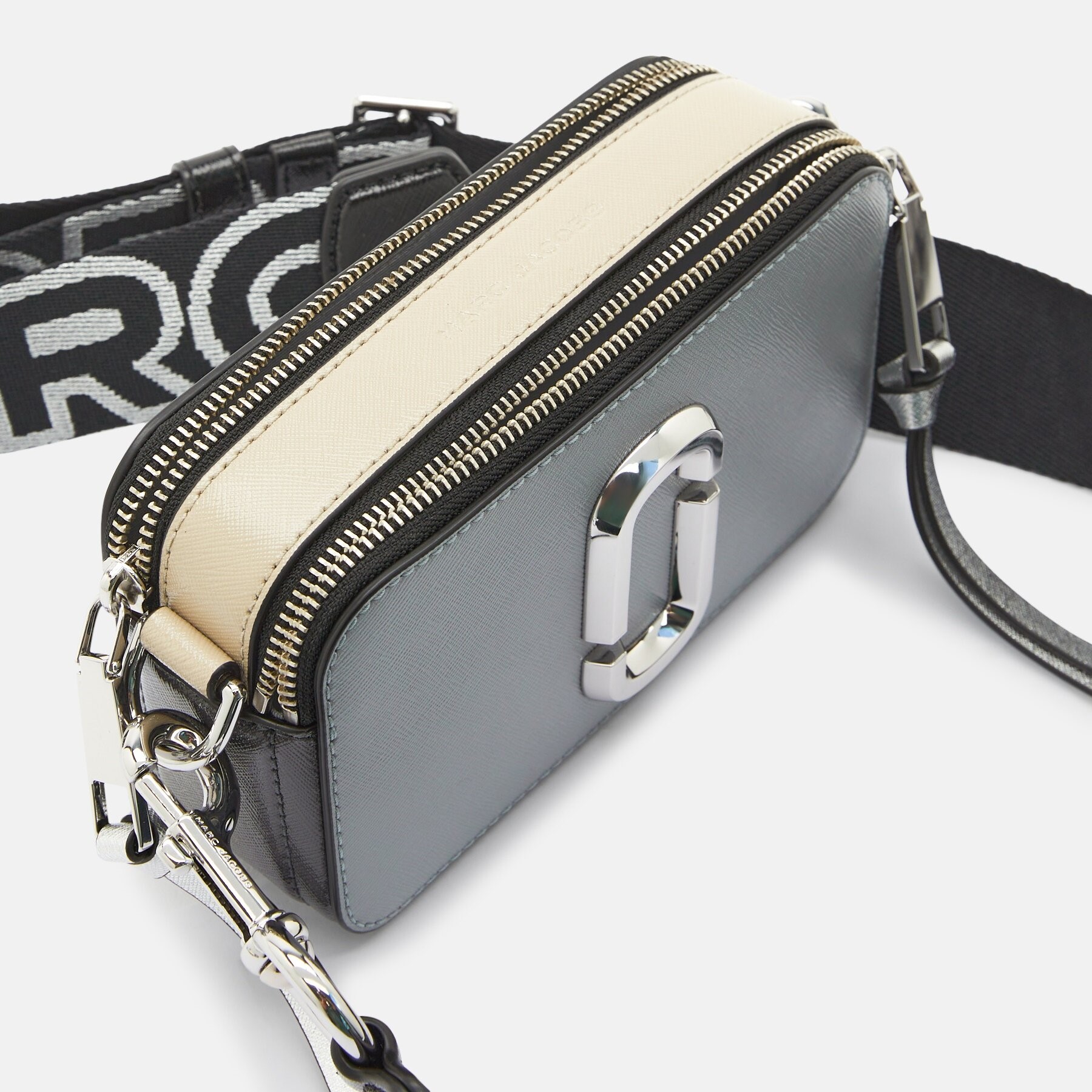 Túi đeo chéo nữ Marc Jacobs màu xám The Snapshot Crossbody Bag In Wolf Grey Multi 4