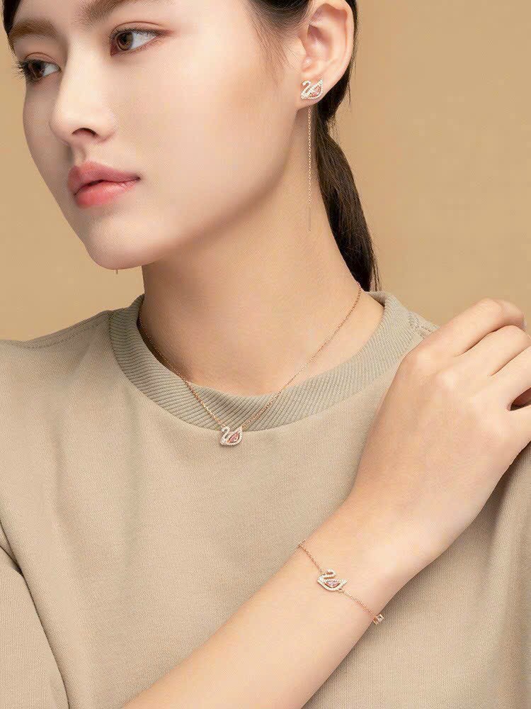 SET DÂY CHUYỀN VÒNG ĐEO TAY SWAROVSKI DAZZLING SWAN NECKLACE MULTI-COLORED ROSE-GOLD TONE PLATED 5469989 16