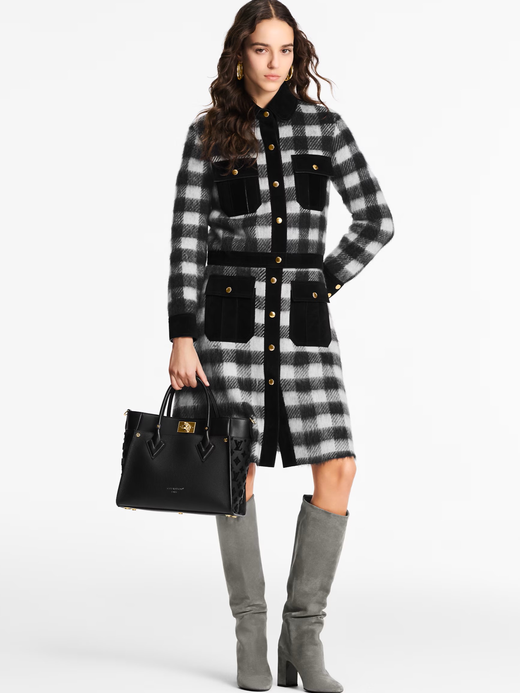 Túi Louis Vuitton On My Side MM Black 8