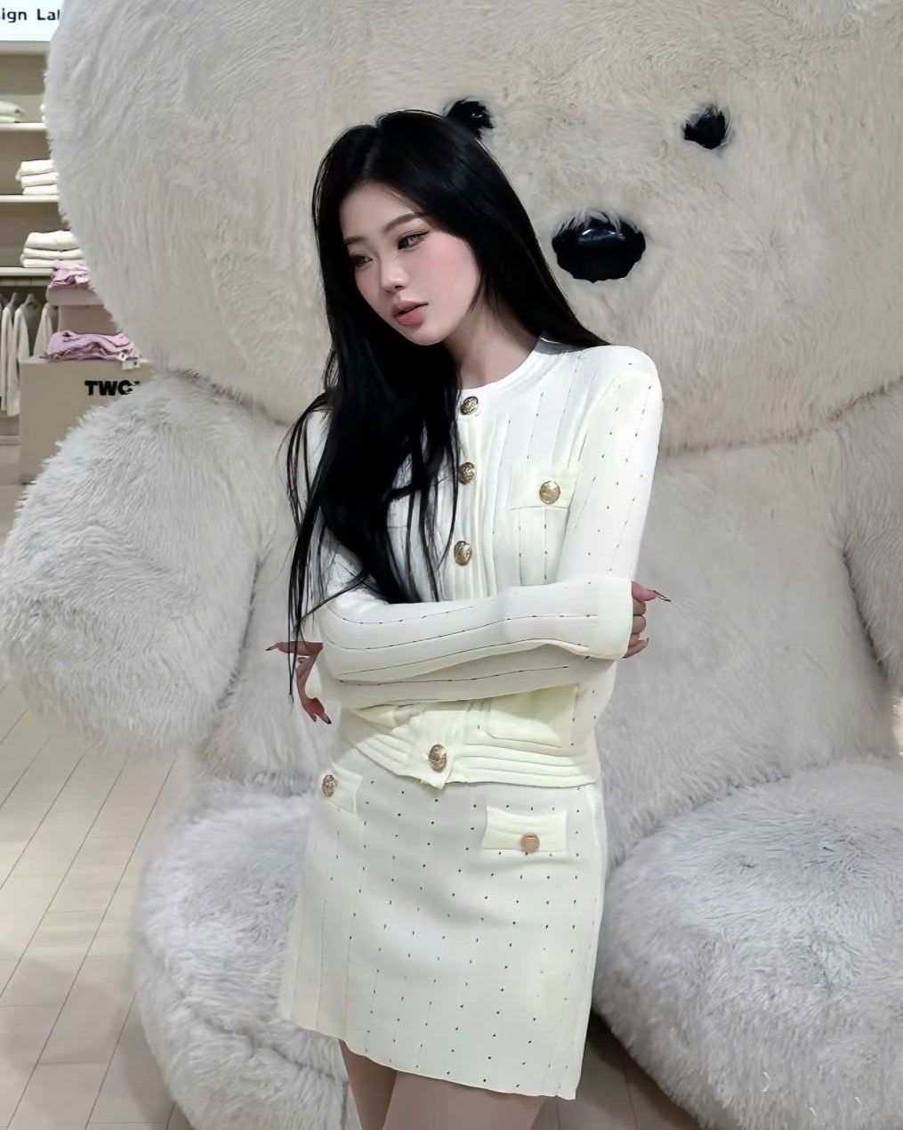 Set áo tay dài váy ngắn Balmain 15