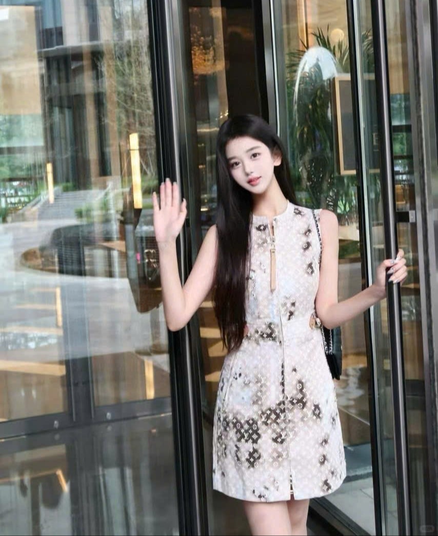 Áo đầm nữ LV sát nách màu loang nâu xám 6