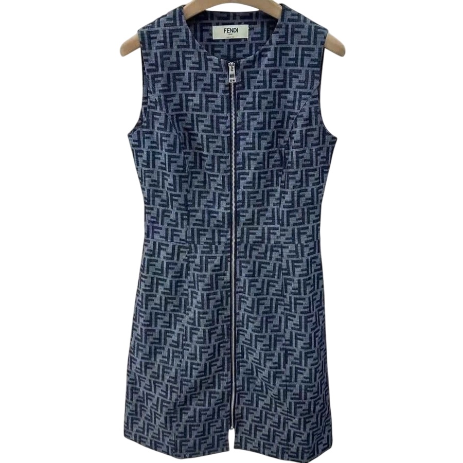 Áo đầm xanh sát nách nữ Fendi 10