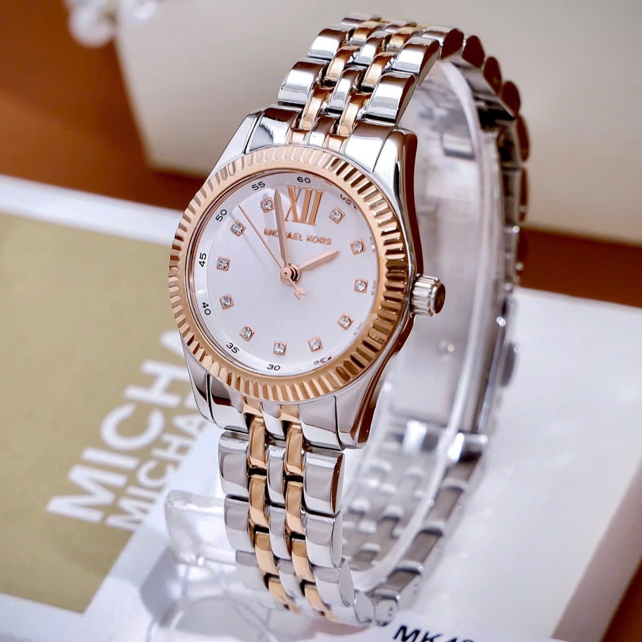 Đồng hồ MK nữ Michael Kors Lexington Pavé Two-Tone Watch and Slider Bracelet Gift Set MK4817 3