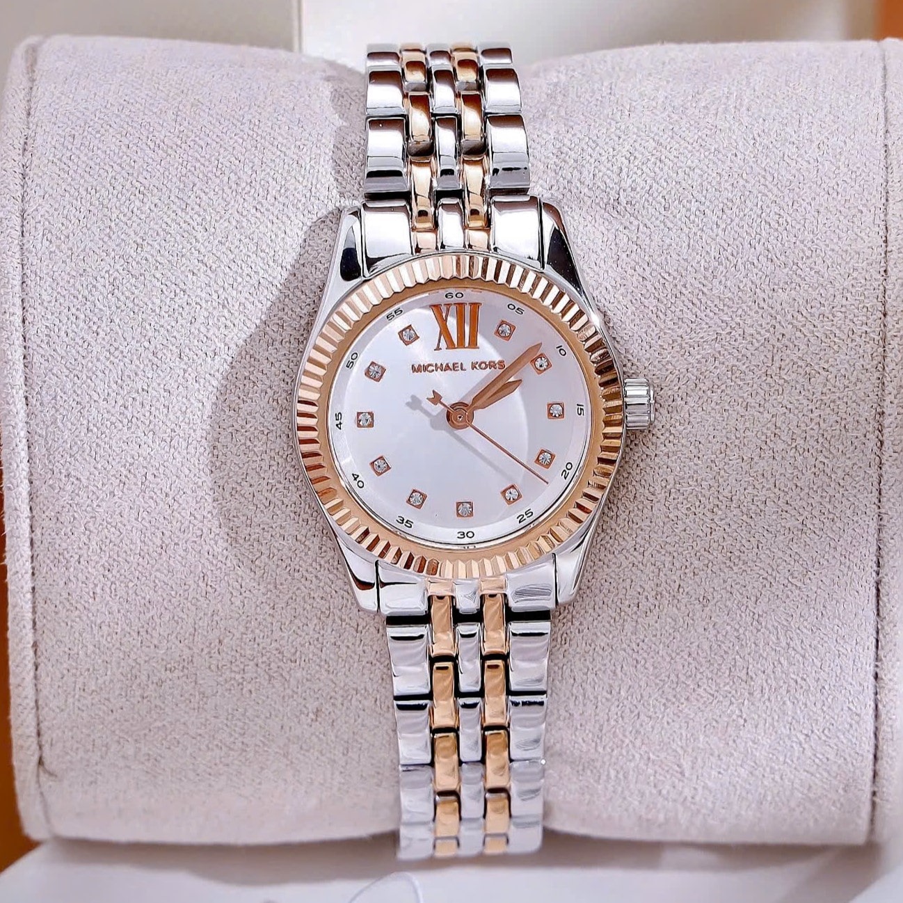 Đồng hồ MK nữ Michael Kors Lexington Pavé Two-Tone Watch and Slider Bracelet Gift Set MK4817 6
