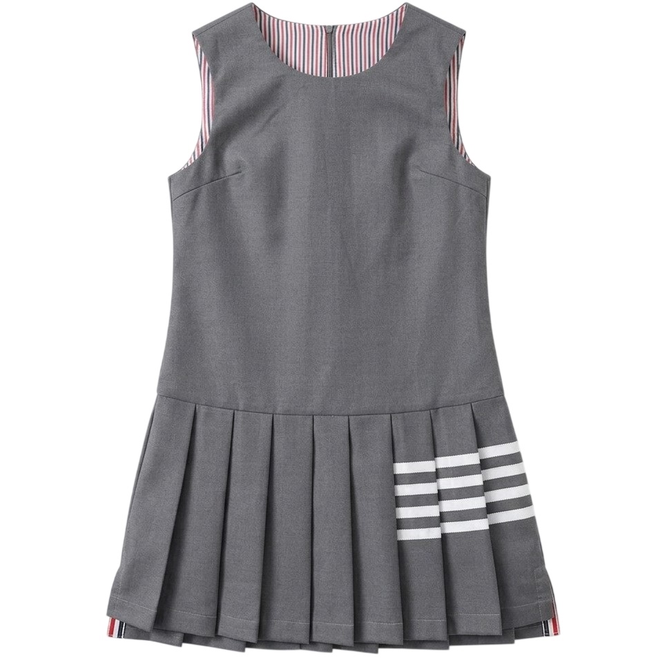 Áo đầm nữ xám sát nách dáng xếp ly Thom Browne 1