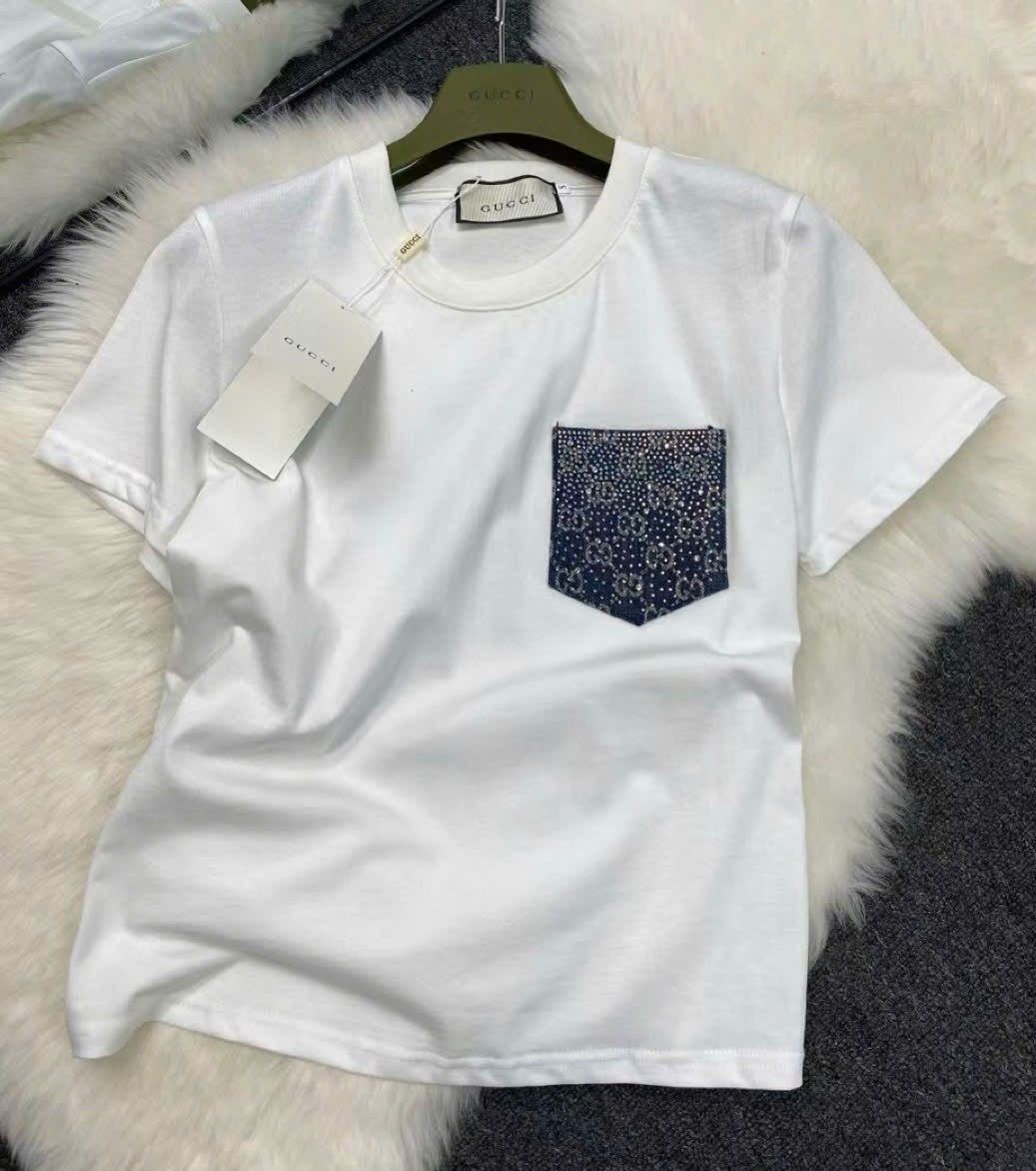 Set bộ áo thun trắng quần short nữ lưng cao Gucci đính đá 2