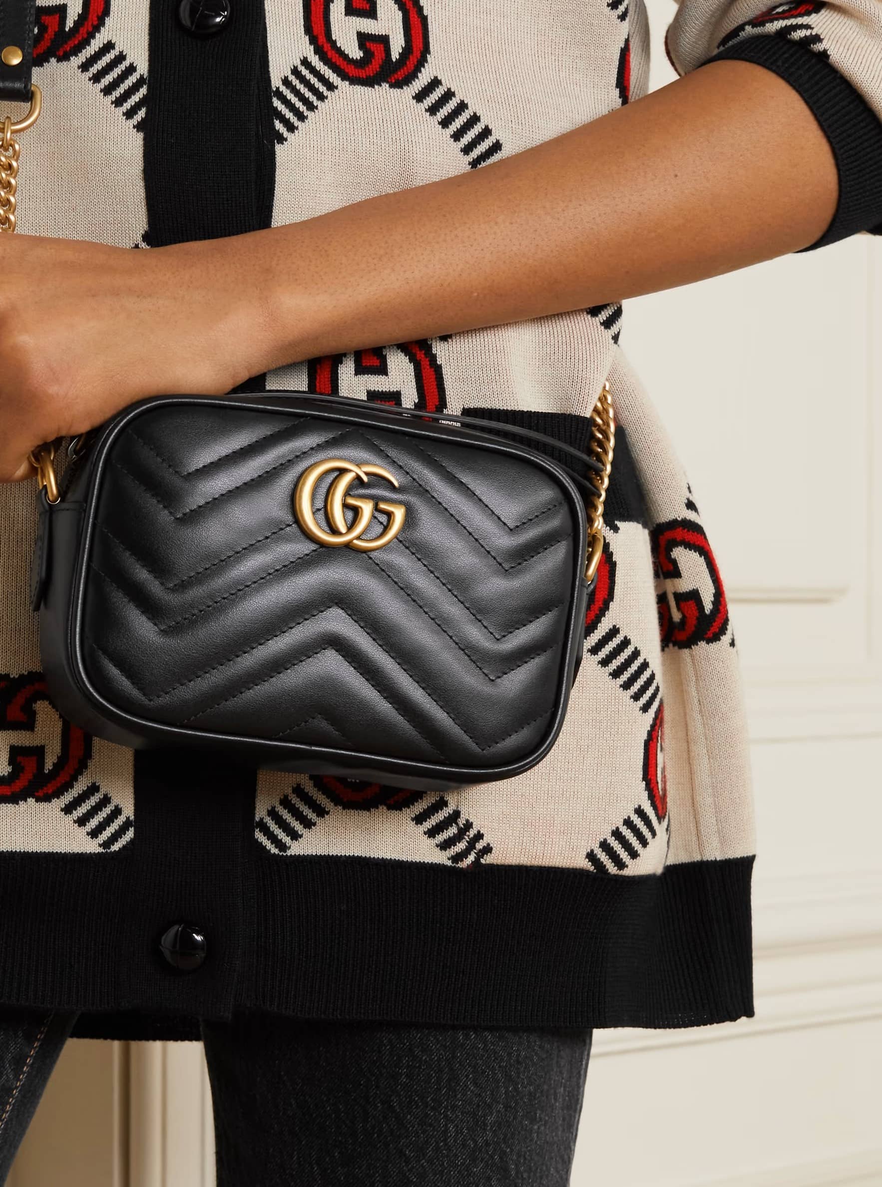 Túi Gucci Marmont Mini Shoulder Bag Black Matelassé Chevron Leather With GG On The Back 12