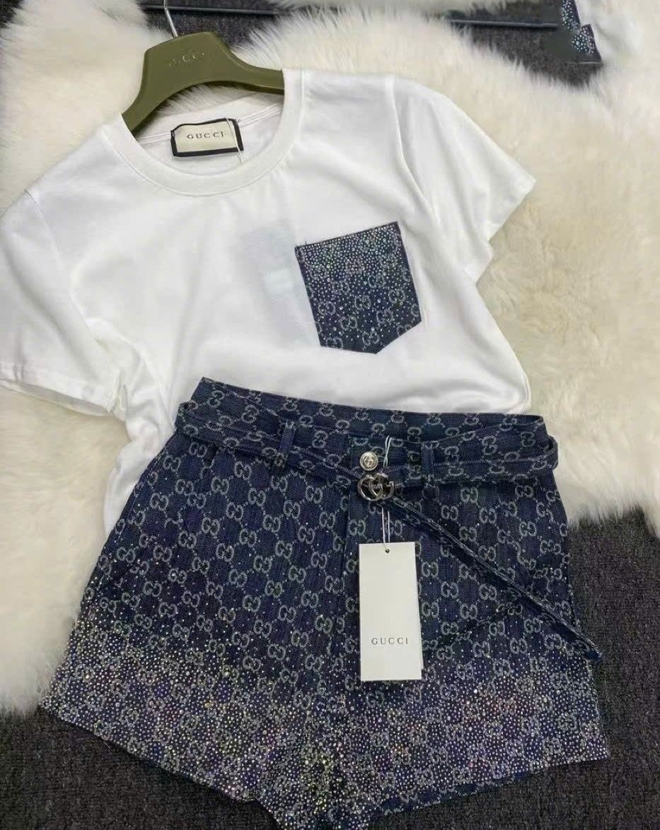 Set bộ áo thun trắng quần short nữ lưng cao Gucci đính đá 7