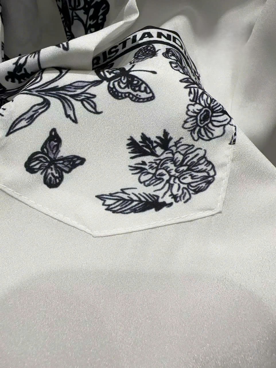 Áo sơ mi nữ trắng họa tiết hãng cột nơ Dior 7