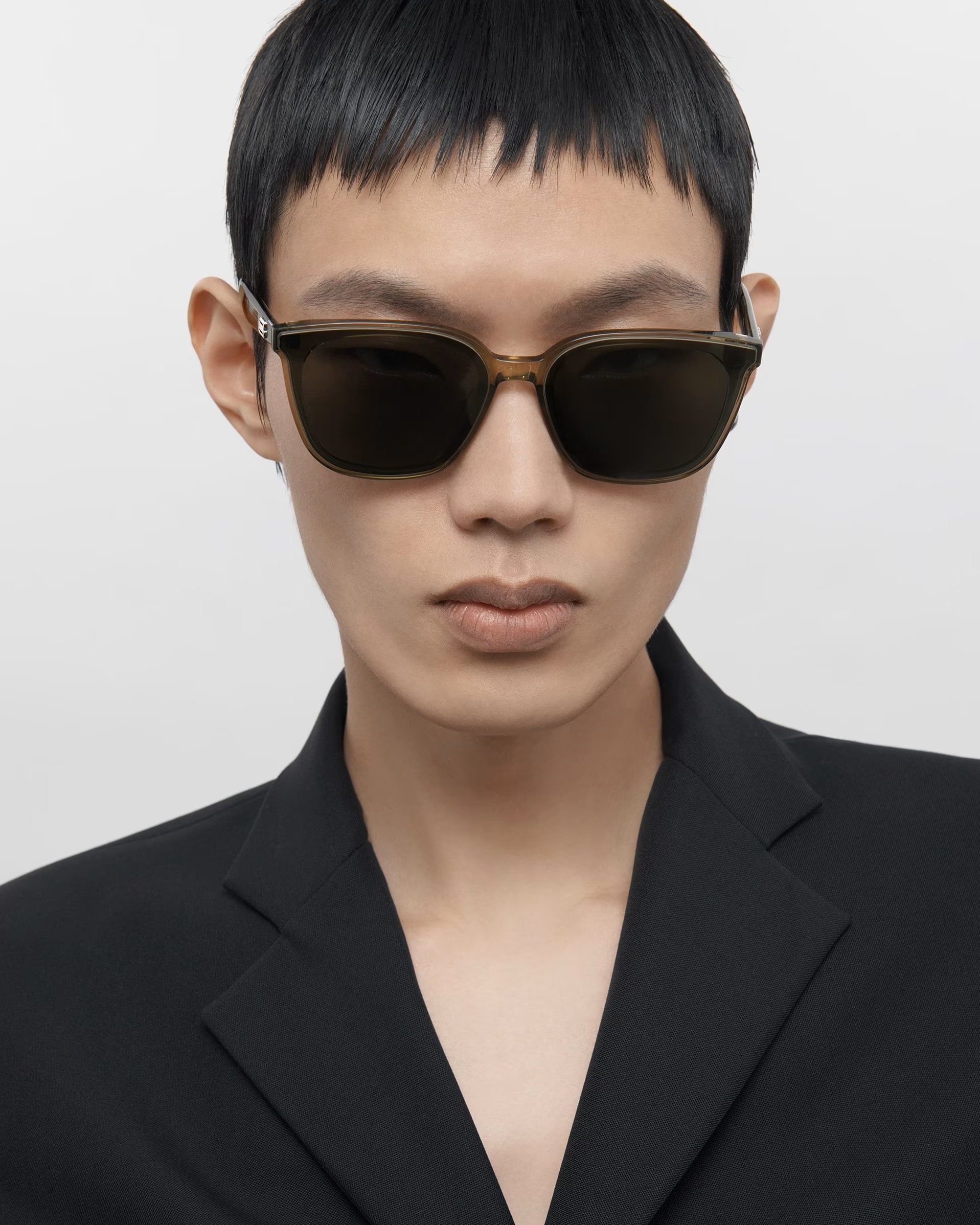 MẮT KÍNH THỜI TRANG GENTLE MONSTER TAM KC1 TRANSLUCENT KHAKI ACETATE FRAME 5