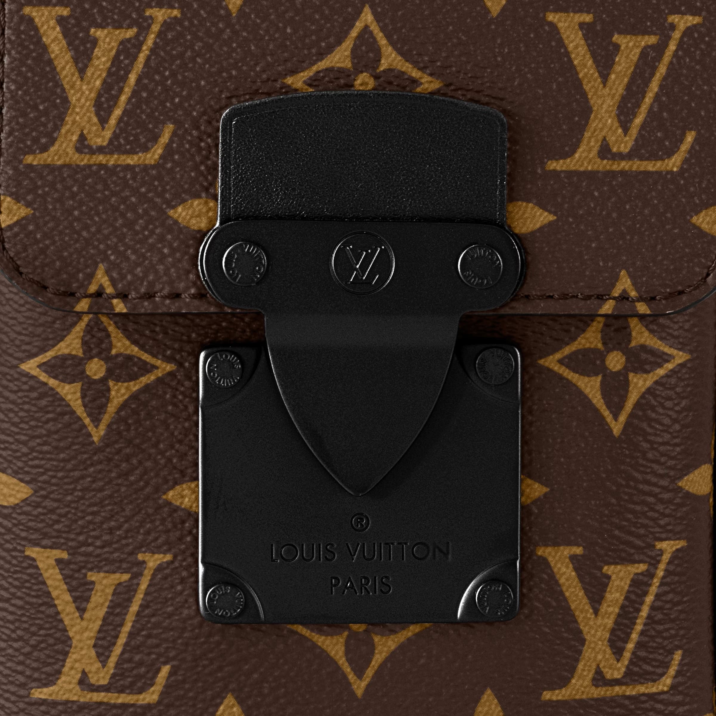 LV LV Unisex Christopher Wearable Wallet Monogram Macassar Coated