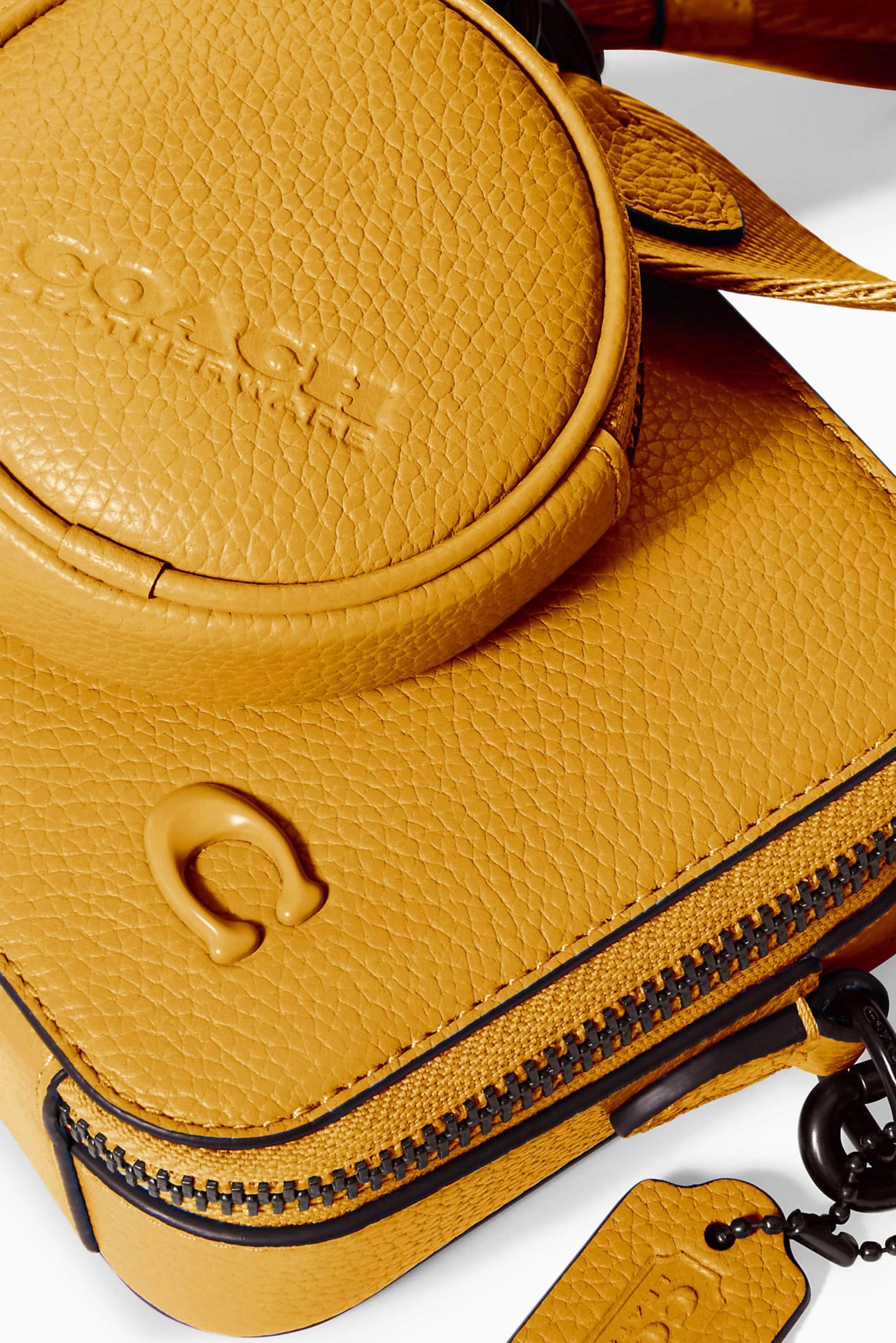 Túi Coach Nam Charter Slim Crossbody CC070 màu vàng 5
