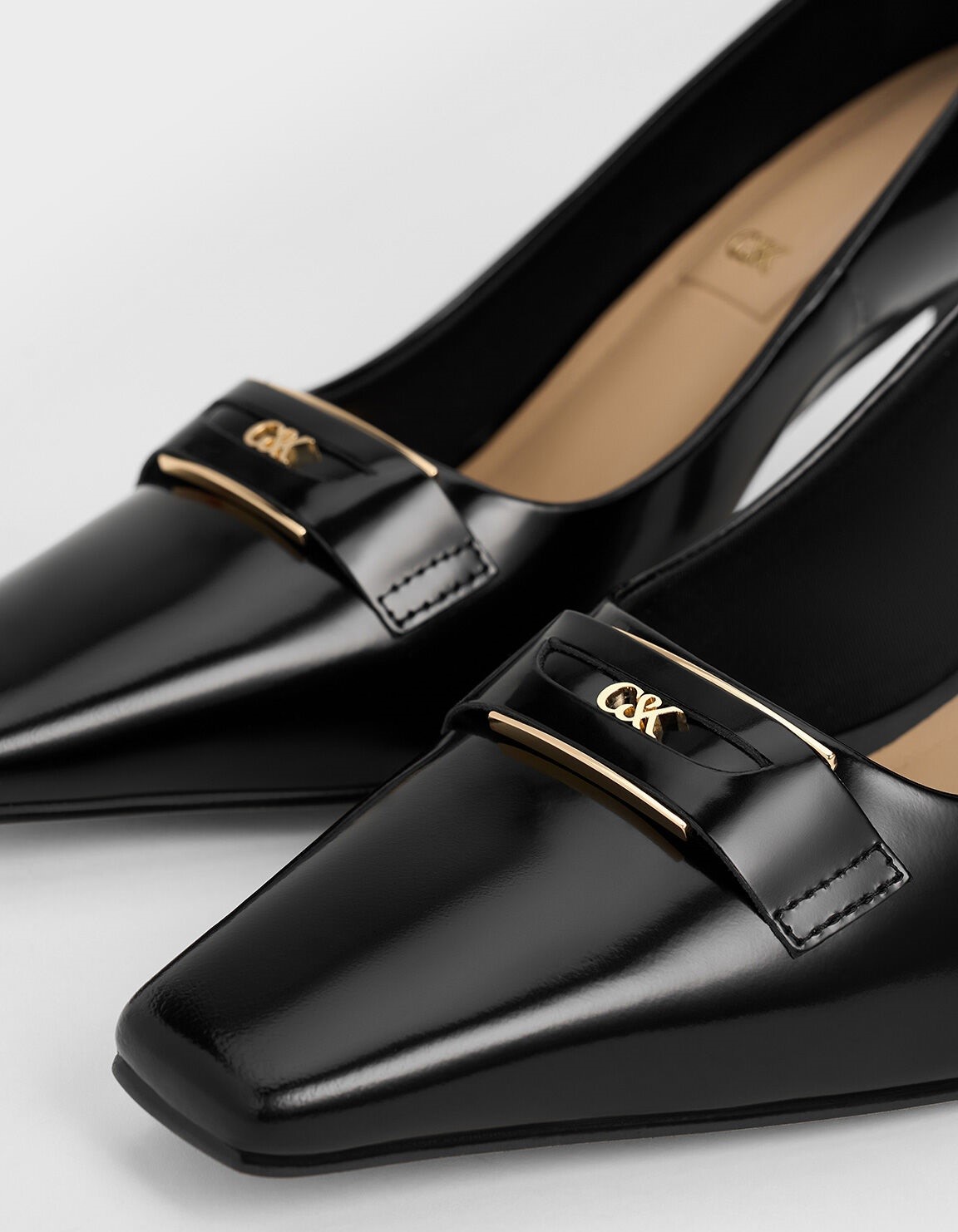 Giày Charles and Keith Leather Sculptural-Heel Square-Toe Pumps Black Box SL1-61720052 1