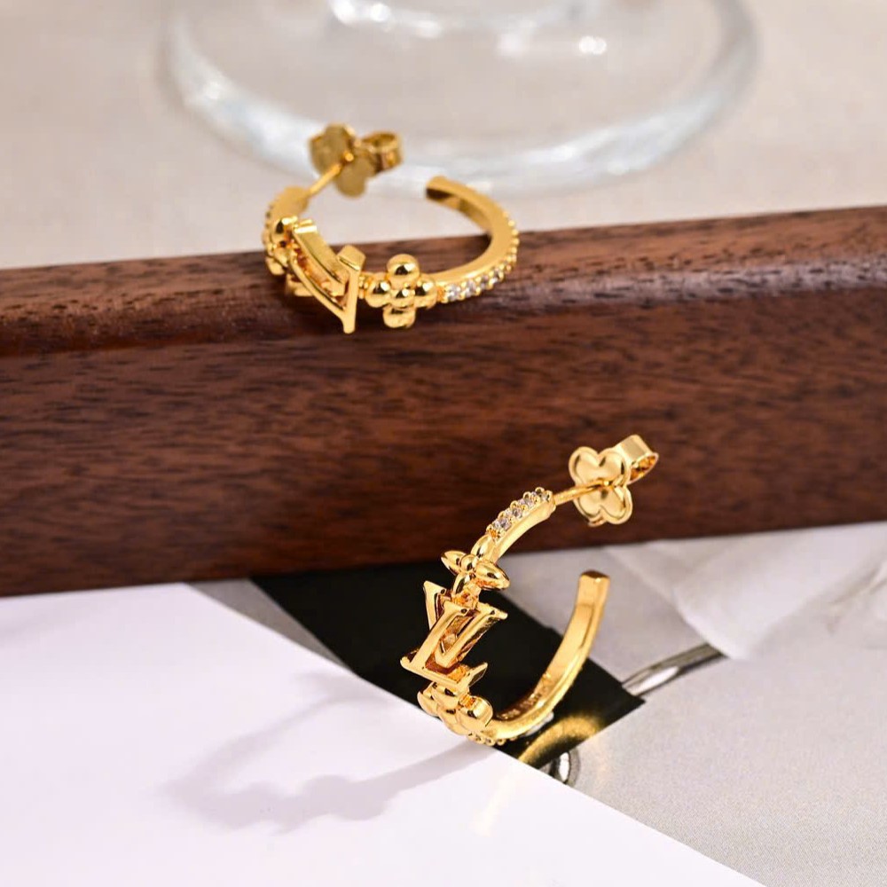 Hoa tai LV Iconic Earrings LV Initials and Monogram Flower Signatures 11