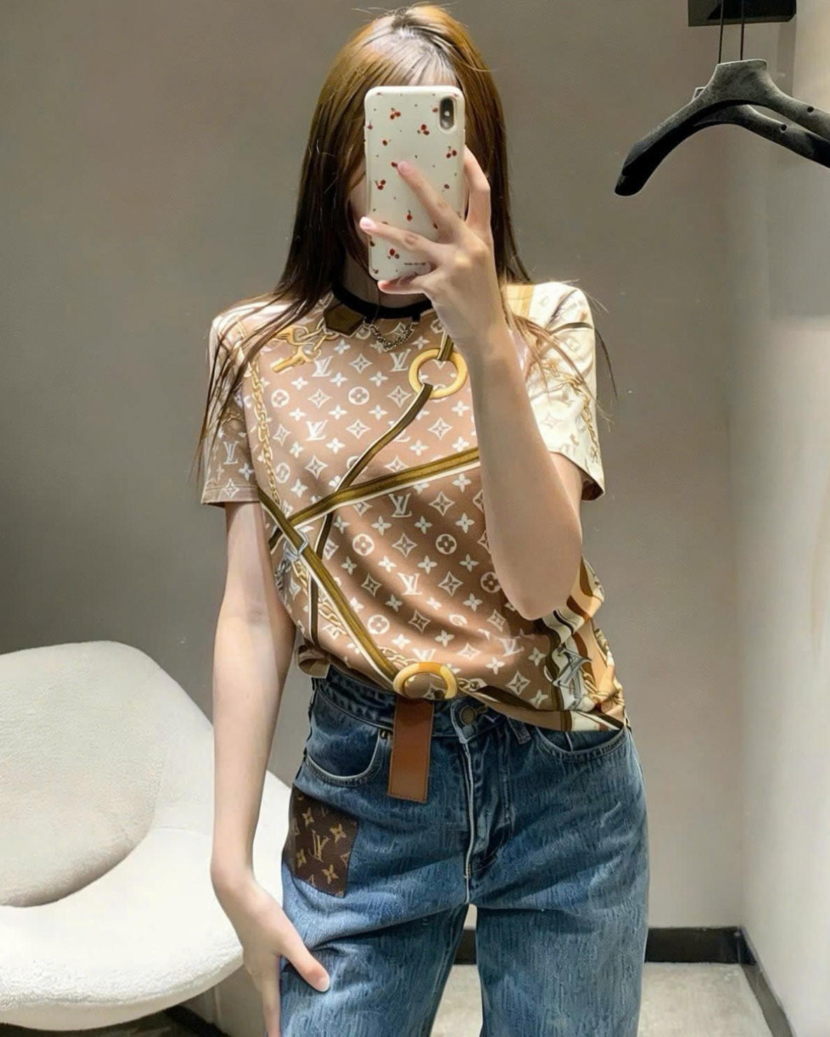 Áo thun LV họa tiết vàng nâu tay ngắn 3