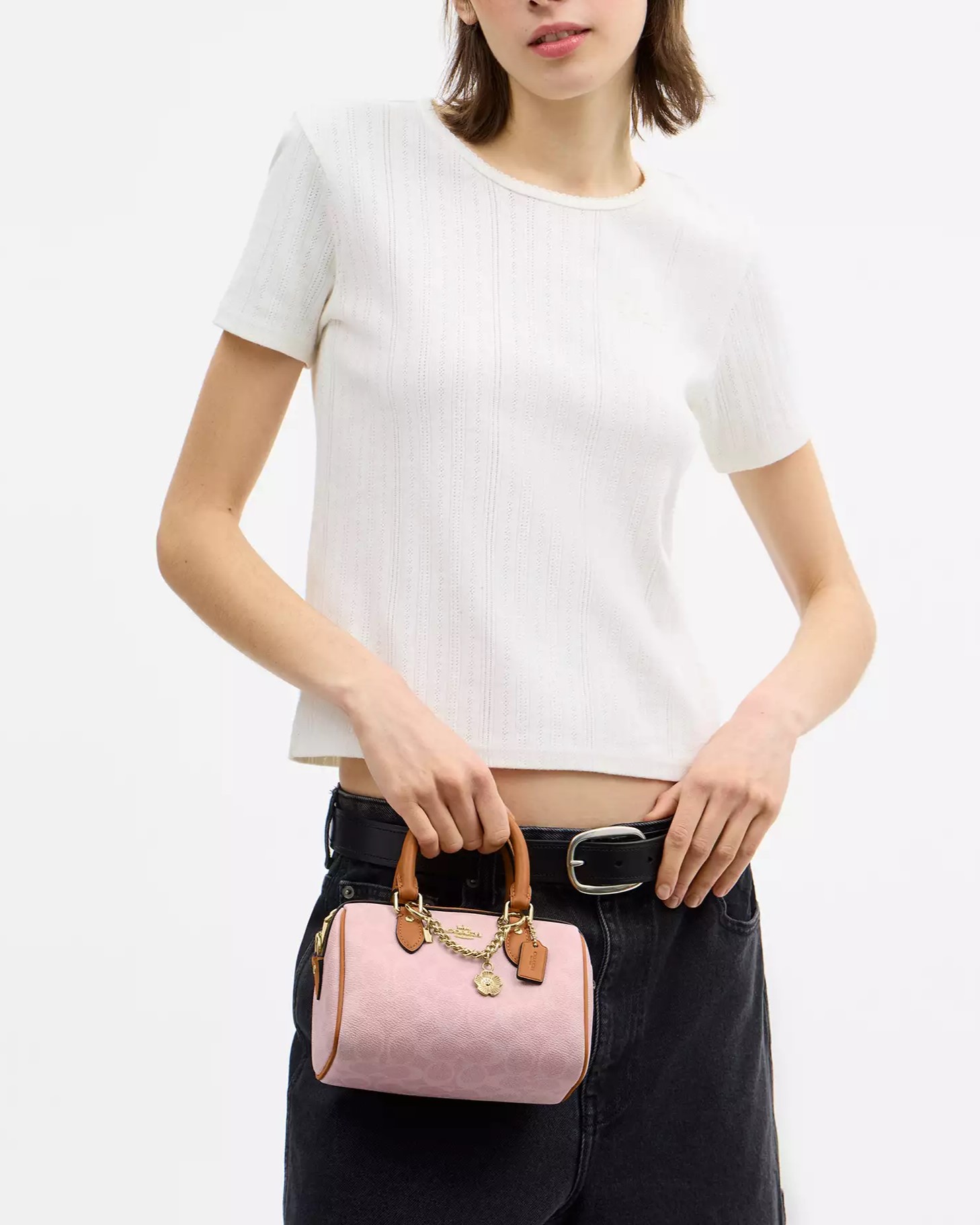 Túi Coach Mini Rowan Crossbody Bag In Signature Canvas With Charms Powder Pink CEK79 4
