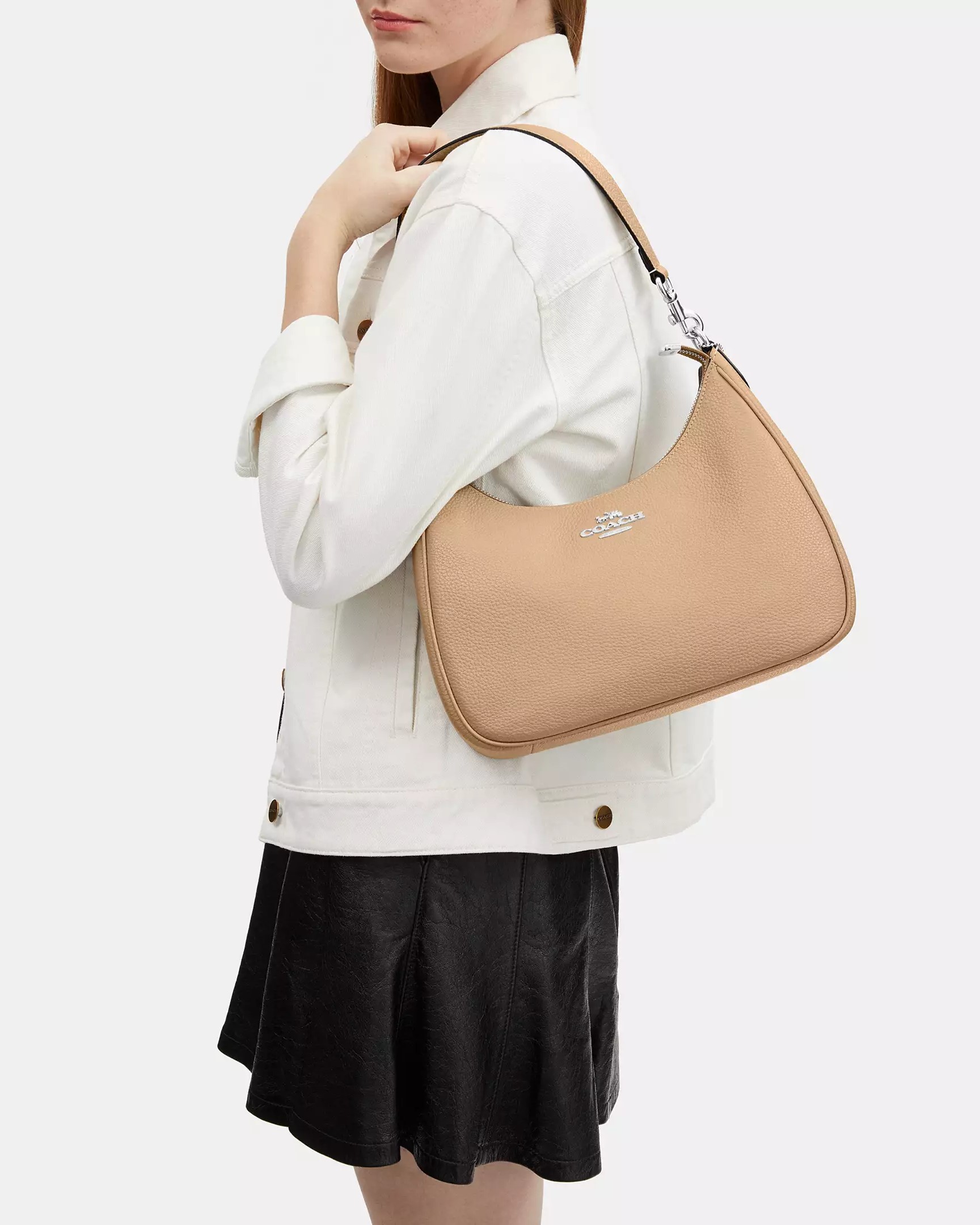 Túi kẹp nách Coach Teri Hobo Sandy Beige CJ517 4