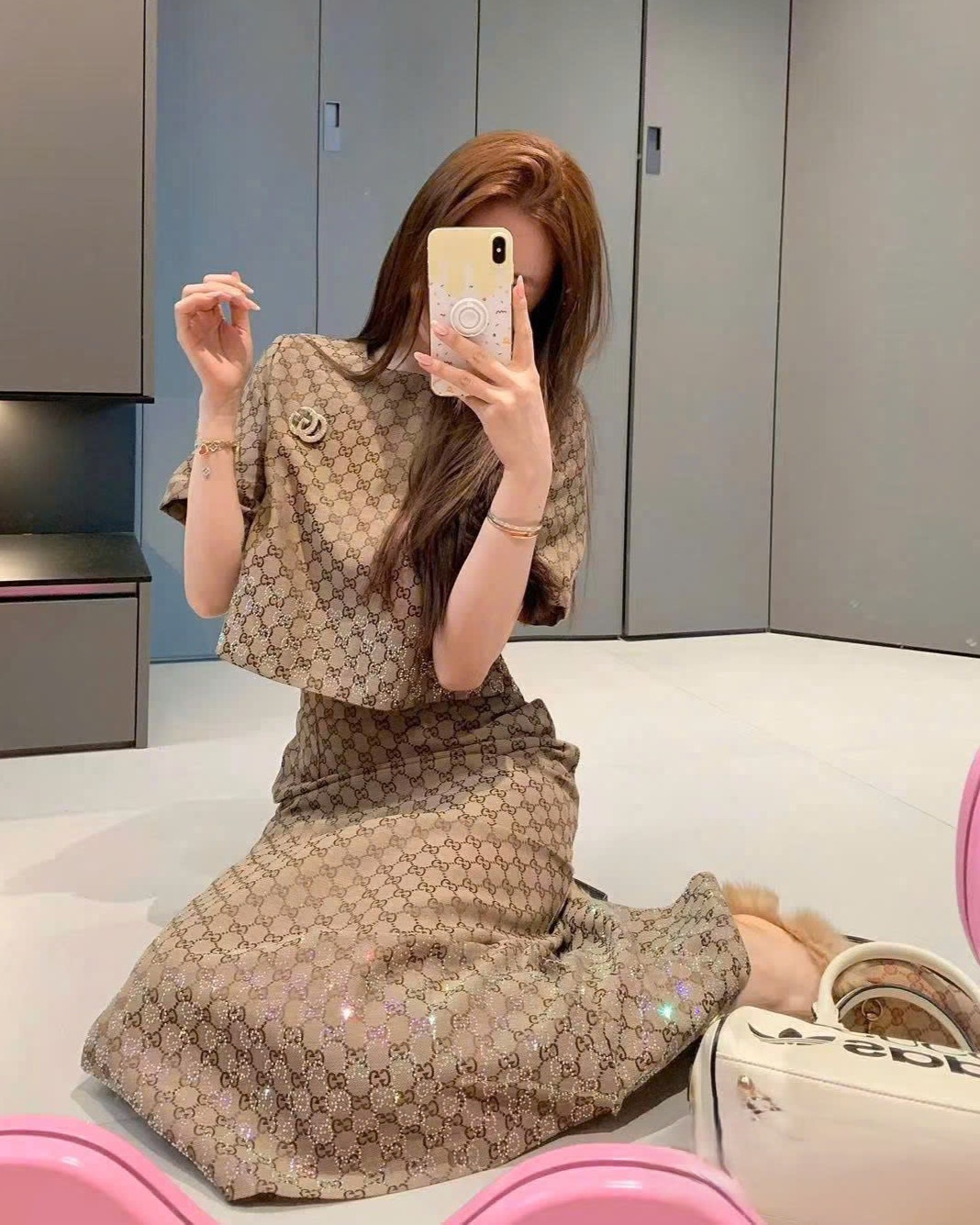 Set áo tay ngắn váy dài ôm Gucci 9