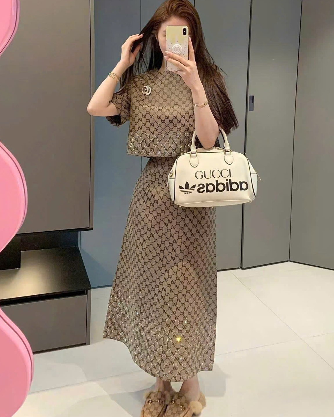 Set áo tay ngắn váy dài ôm Gucci 12