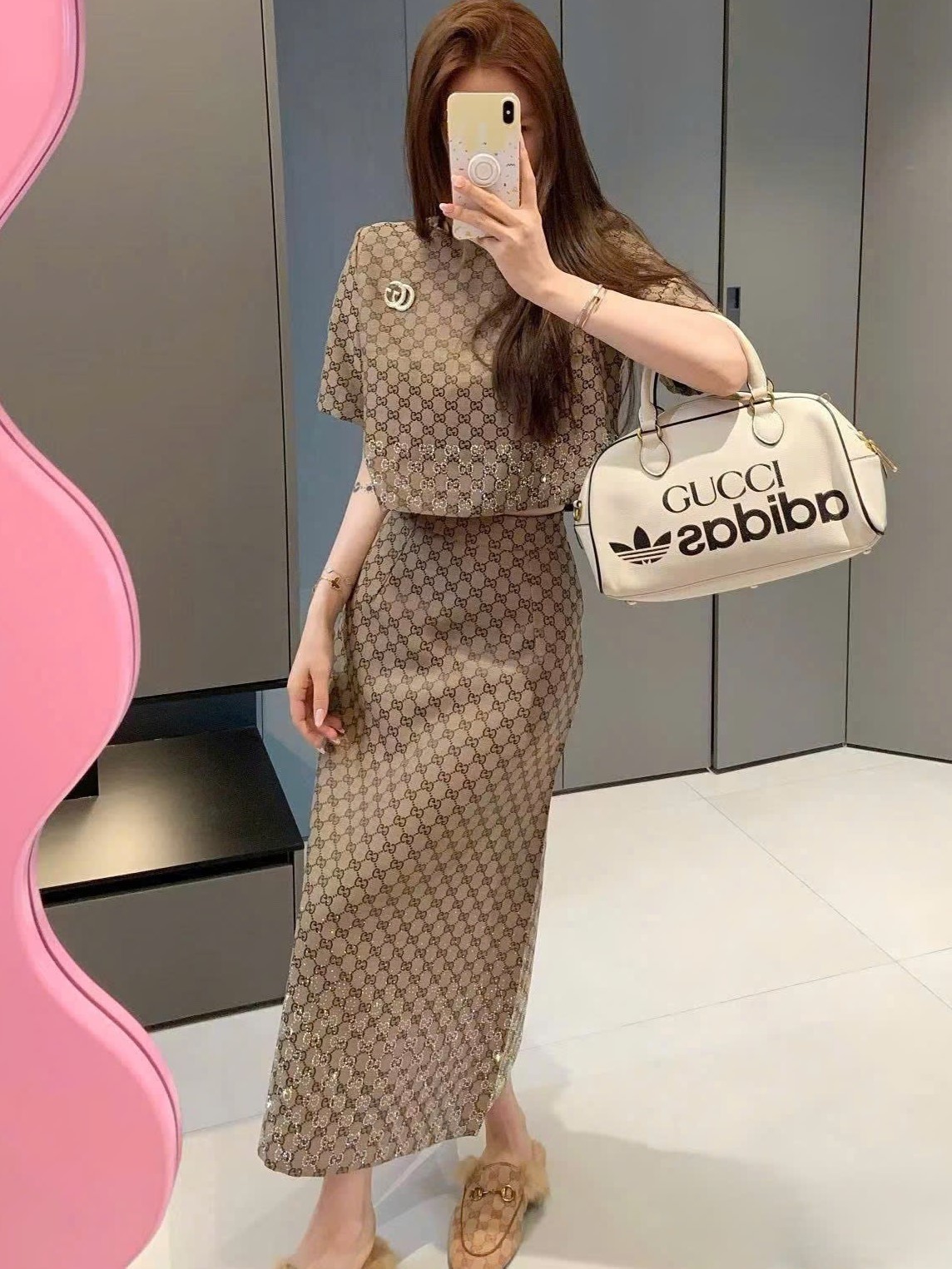 Set áo tay ngắn váy dài ôm Gucci 13