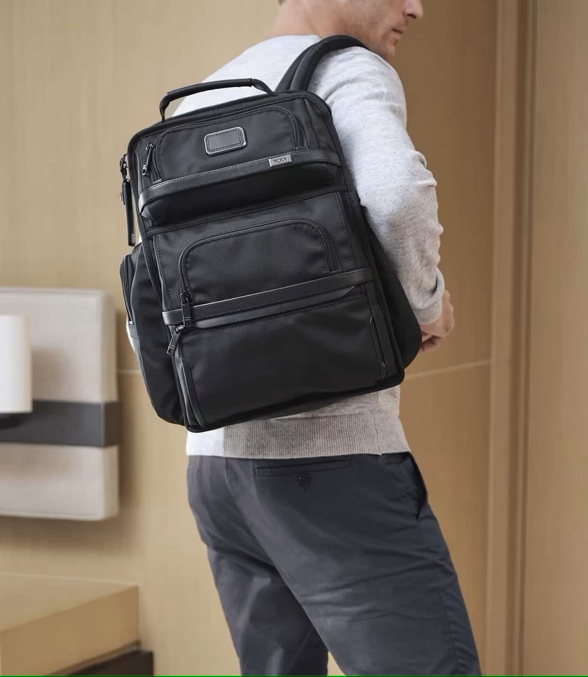 Balo Tumi Alpha Brief Pack Backpack Black Reflective T-Jacquard 152417A516 1