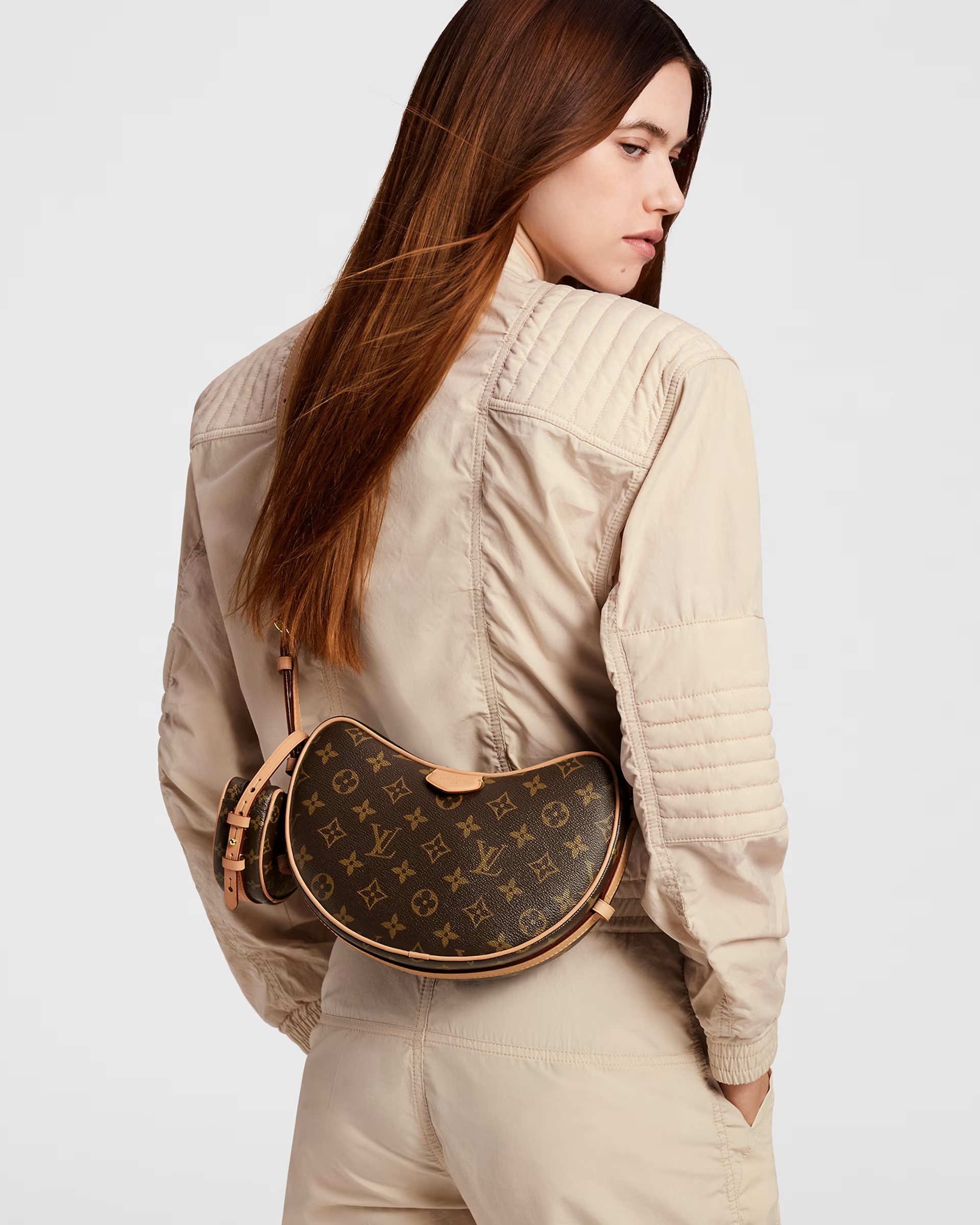 Túi xách nữ Louis Vuitton LV Croissant MM Monogram Coated Canvas 2