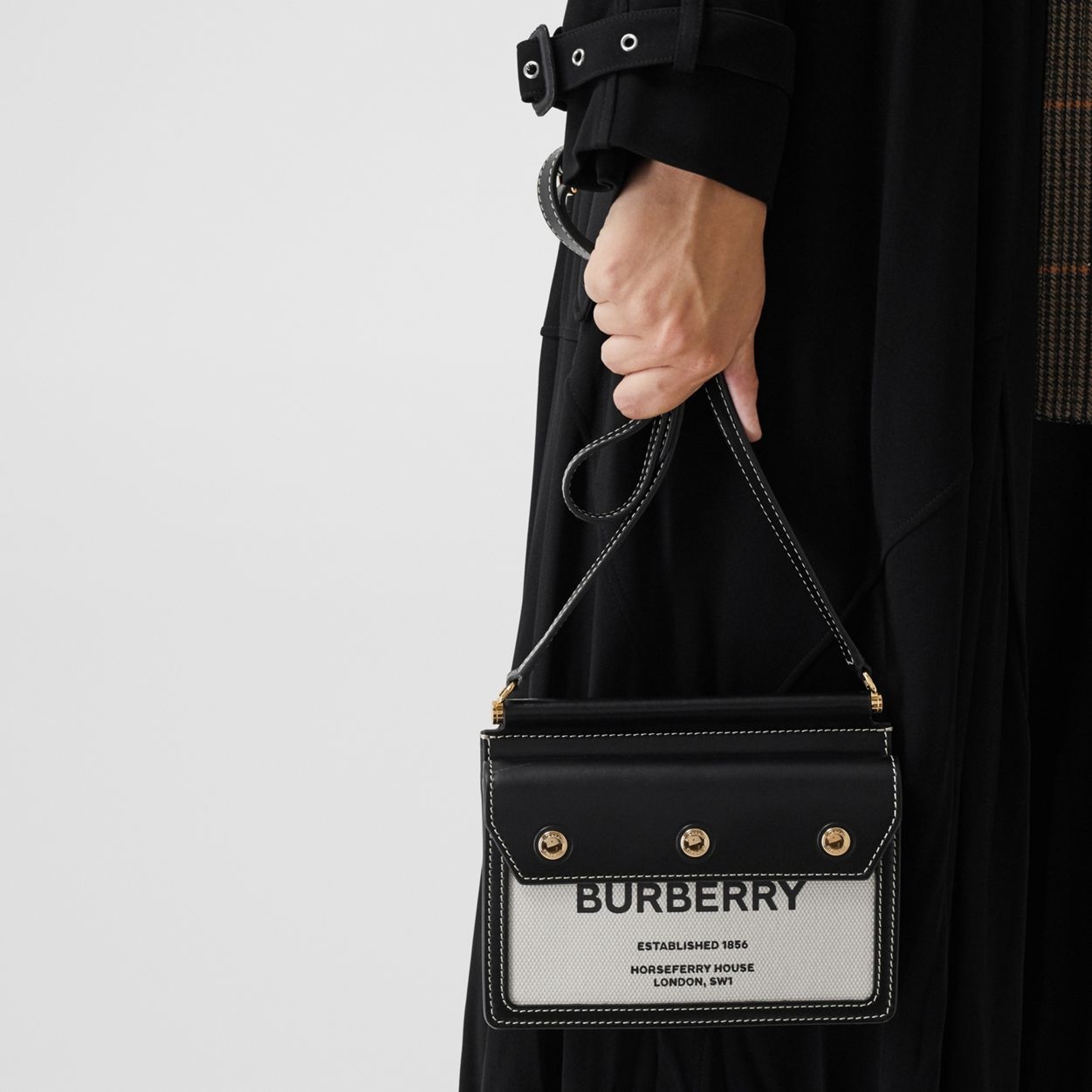 Túi Burberry Mini Horseferry Print Title Bag with Pocket Detail 10