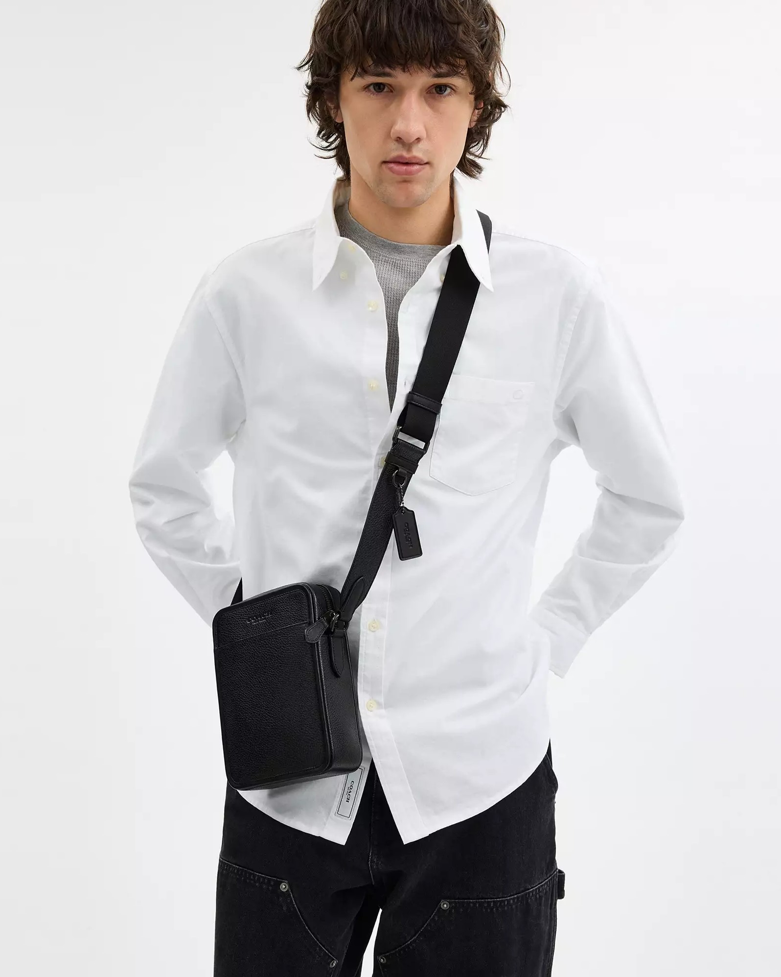 Túi đeo chéo Coach Sullivan Crossbody Bag Black CAT81 5