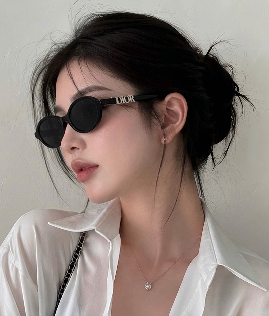 Kính mát DiorTreasure R1I Black Oval Sunglasses 12