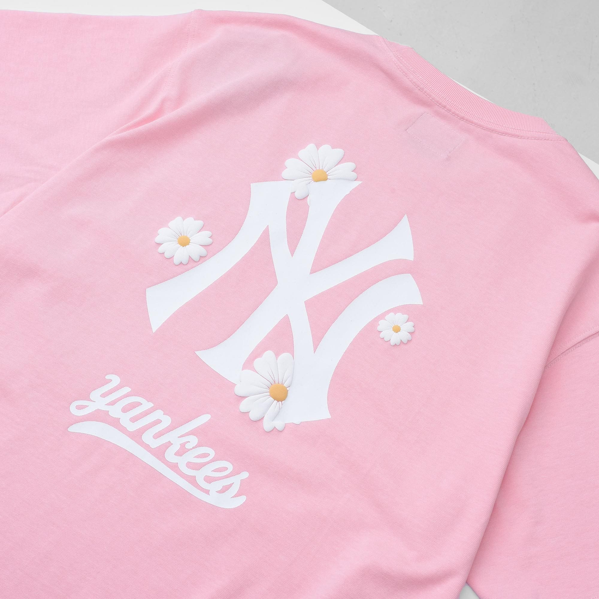 Áo thun New Era New York Yankees Flowers T-shirt Pink 3