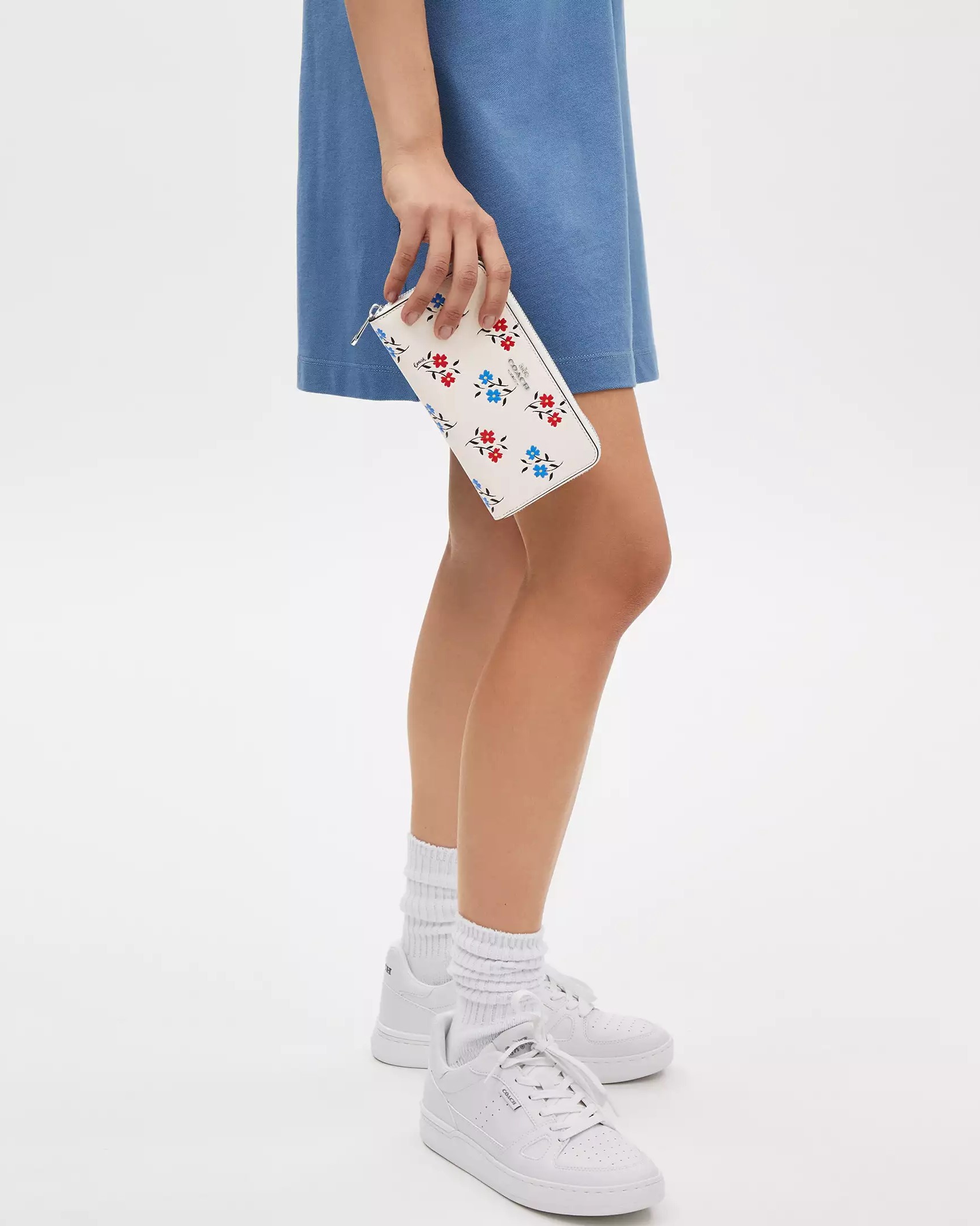 Ví Coach nữ dài Long Zip Around Wallet With Floral Print CT919 3