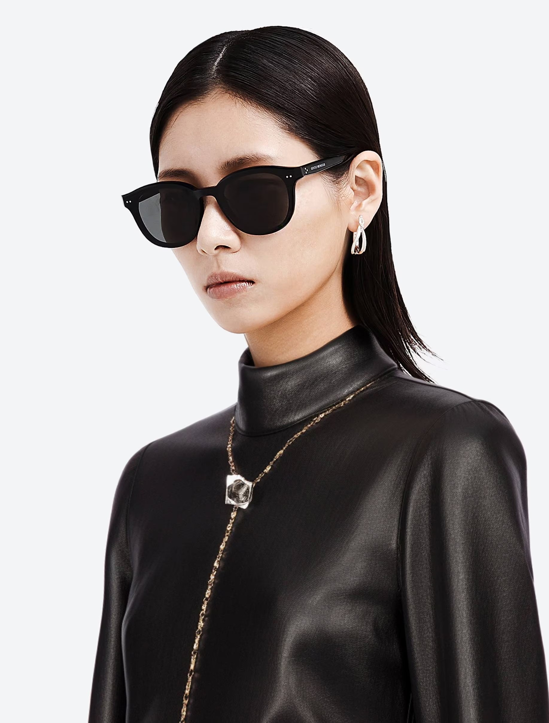 Mắt kính Gentle Monster Jade 01 Black Lenses Black Acetate Frame 6
