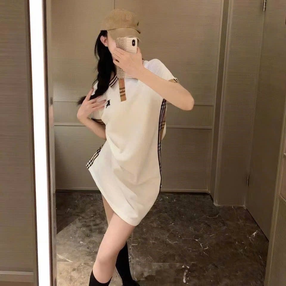 Đầm suông thun tay ngắn phối họa tiết hãng Burberry 2