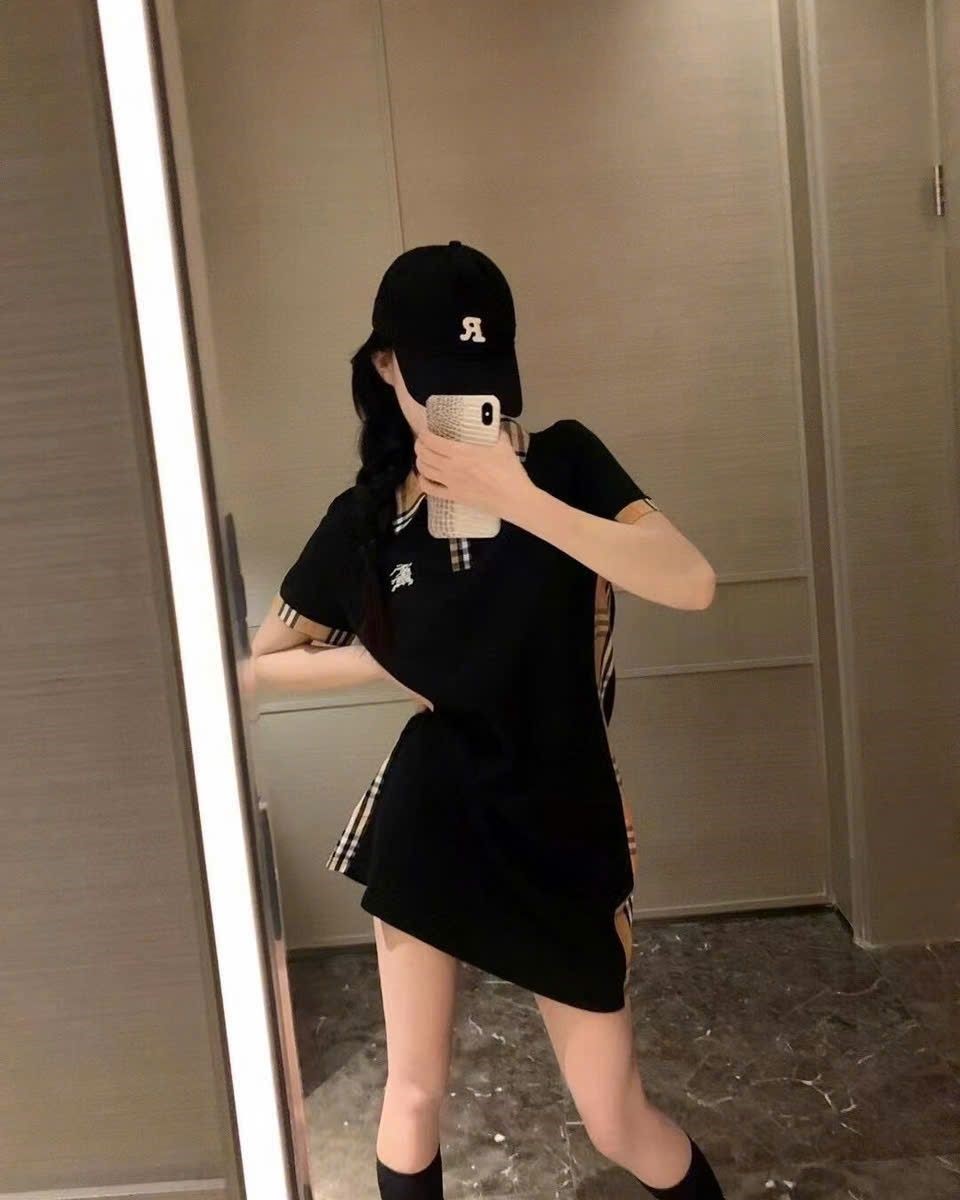 Đầm suông thun tay ngắn phối họa tiết hãng Burberry 8
