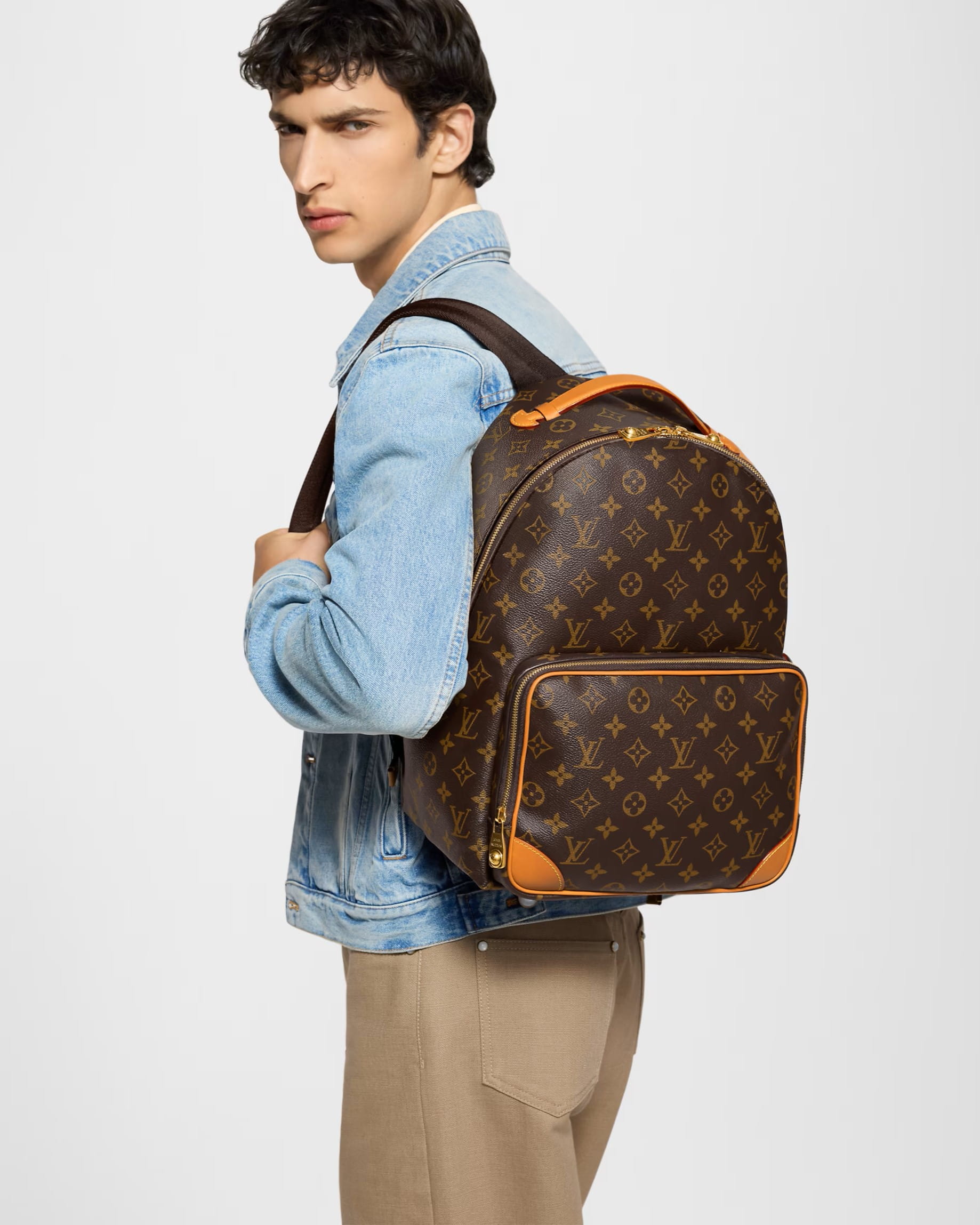 Balo Discovery Cargo Backpack Monogram Archive 3