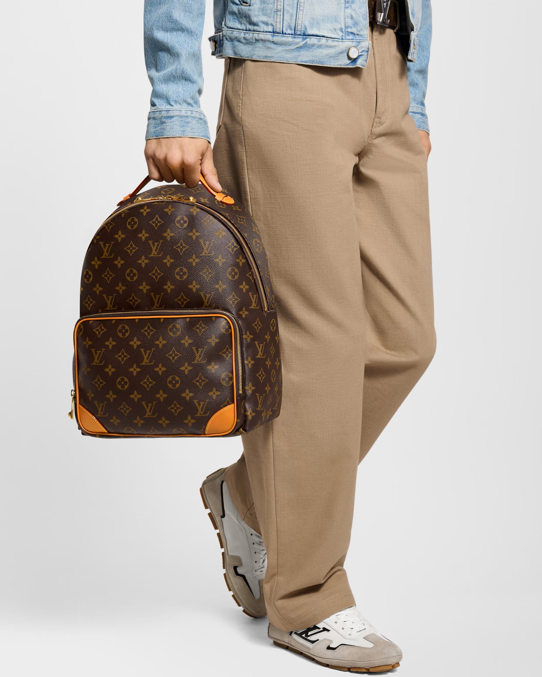 Balo Discovery Cargo Backpack Monogram Archive 6