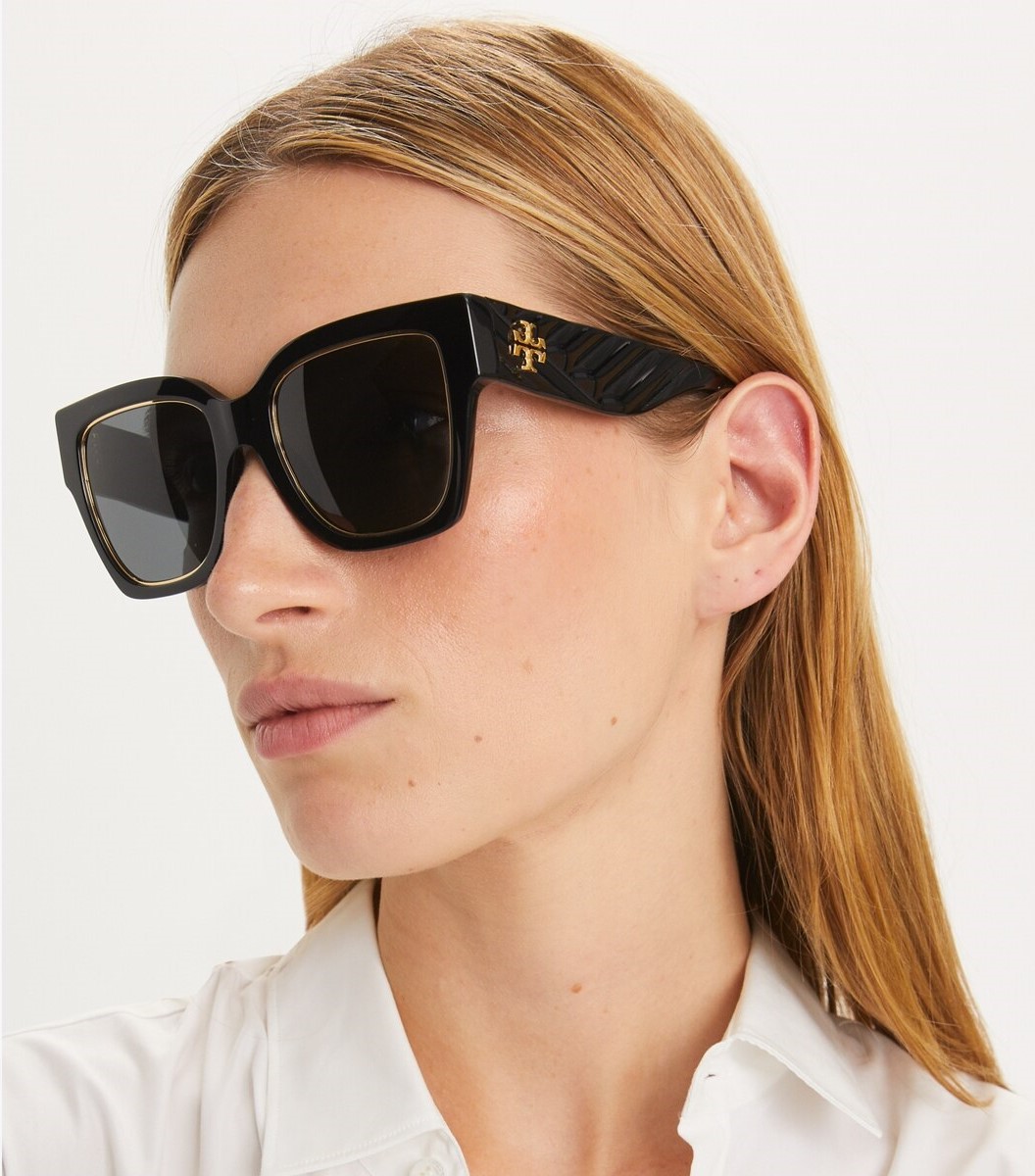 Mắt kính Tory Burch Kira Chevron Square Sunglasses 1
