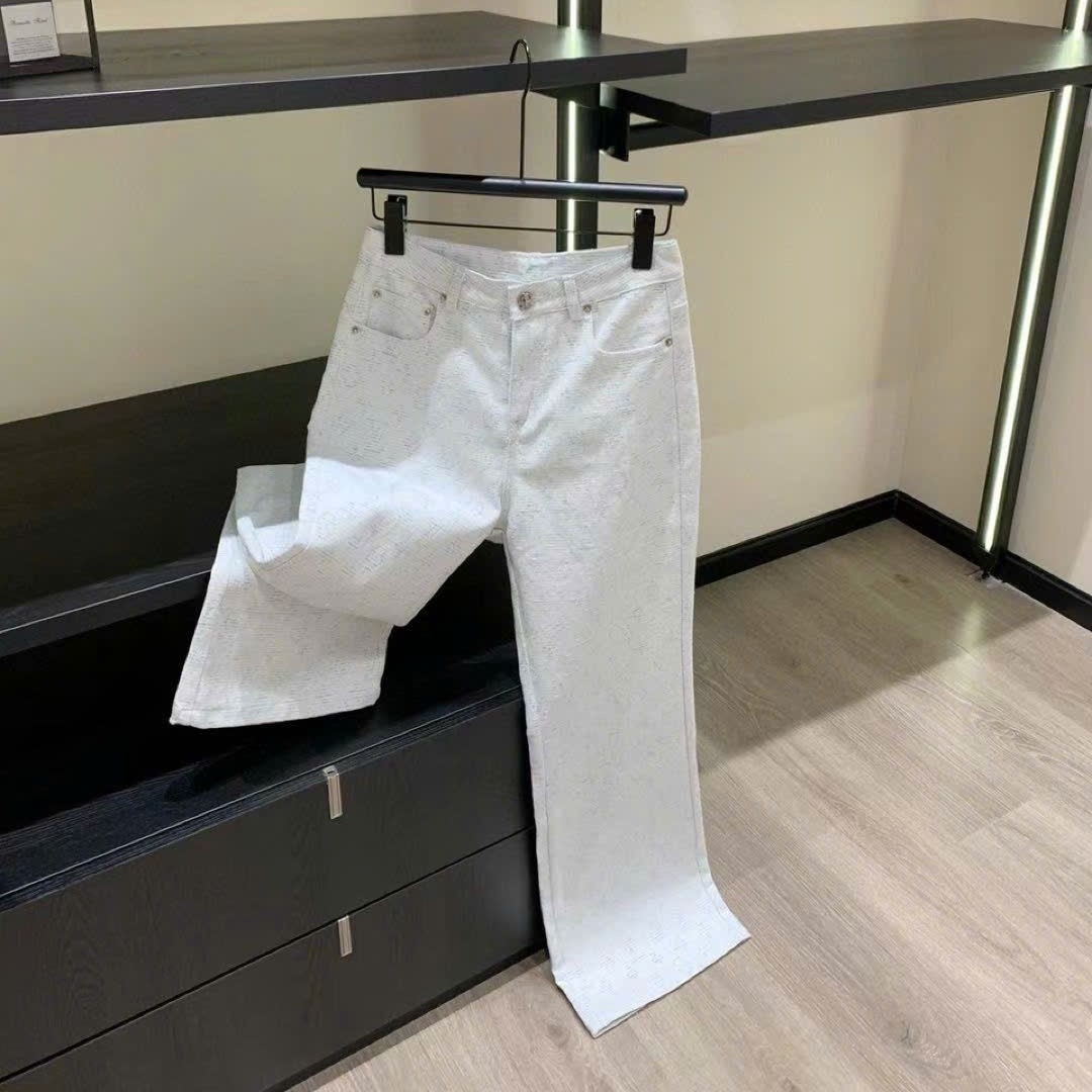 Set áo thun quần dài trắng Louis Vuitton 6