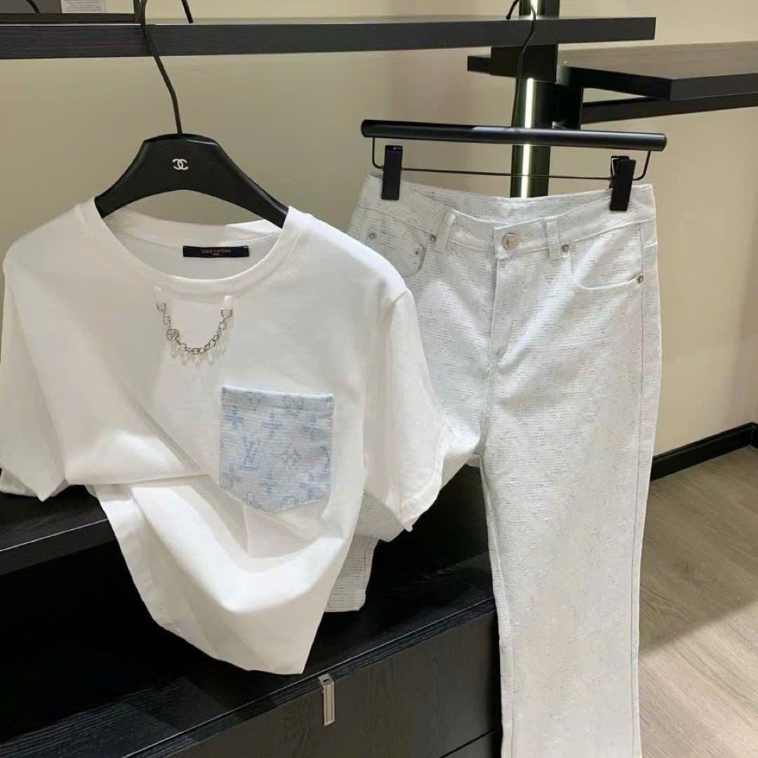 Set áo thun quần dài trắng Louis Vuitton 10