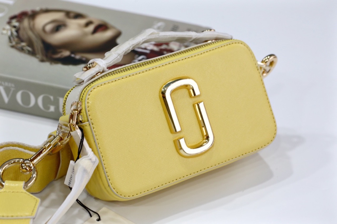 Túi đeo chéo nữ Marc Jacobs màu vàng có quai | Túi xách Camera bag da thật mẫu mới nhất 4