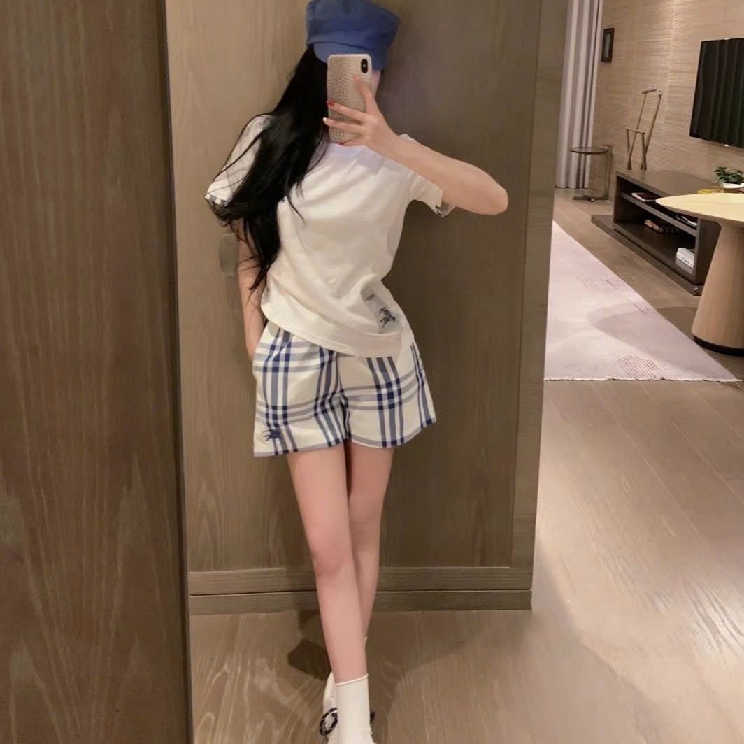 Set bộ áo thun polo quần short vải ngắn Burberry 6
