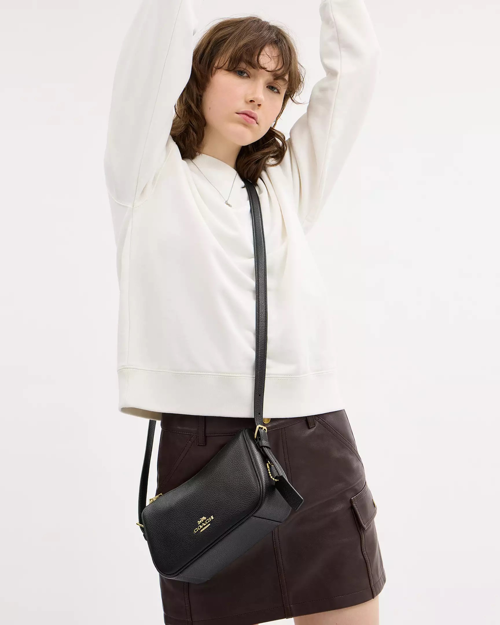 Túi đeo vai Coach Kailey Shoulder Bag Black CY707 6