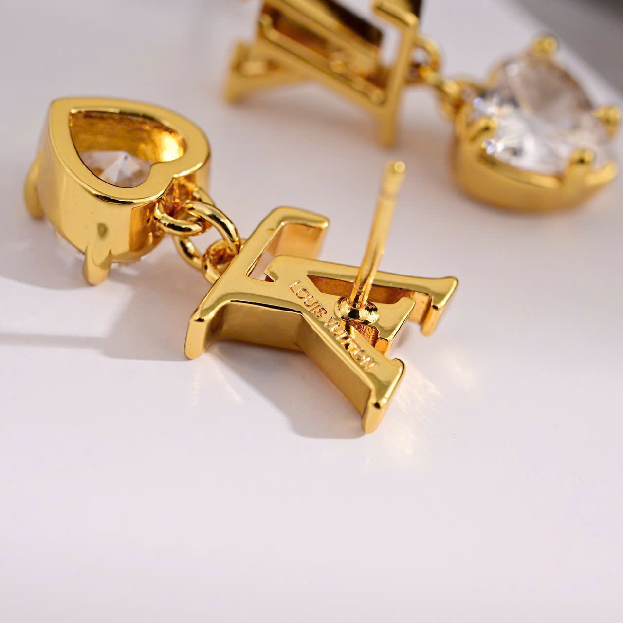 Bông tai LV Iconic Heart Earrings LV Initials and Heart Charms 2
