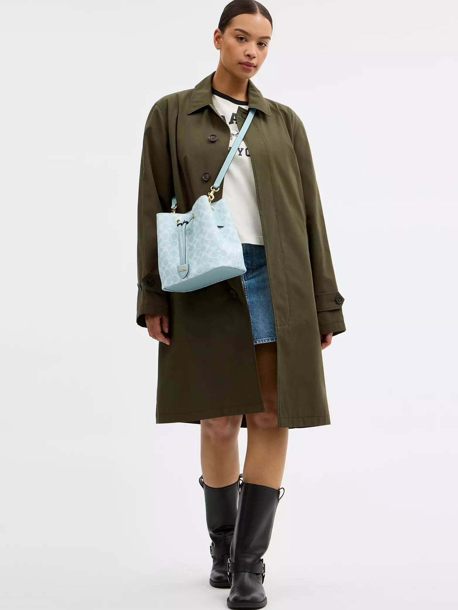 Túi Bucket Coach Rowan Exclusive Canvas Bucket Bag Pale Blue CEZ36 11