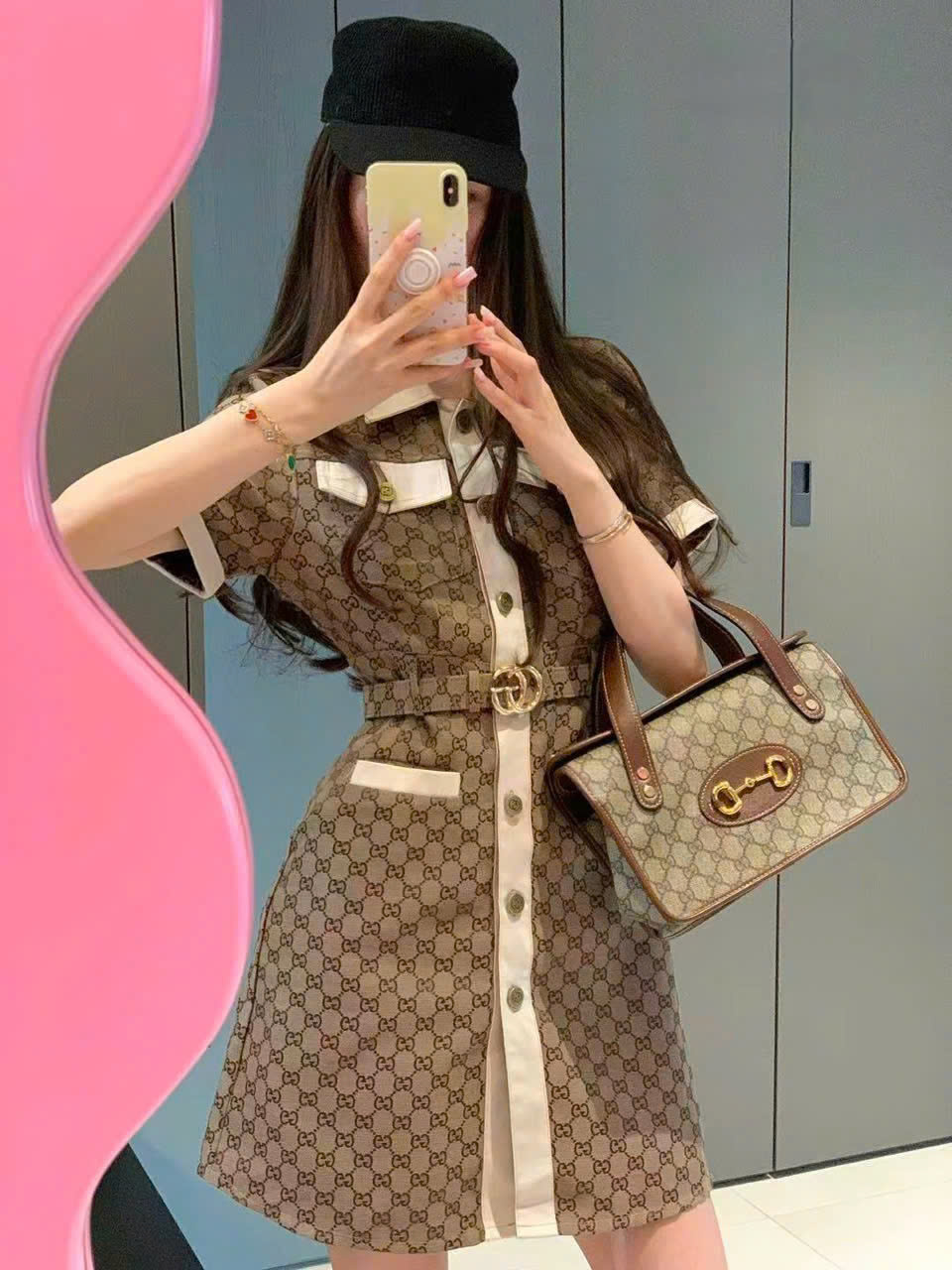 Đầm nâu nữ Gucci phối viền màu kem 7