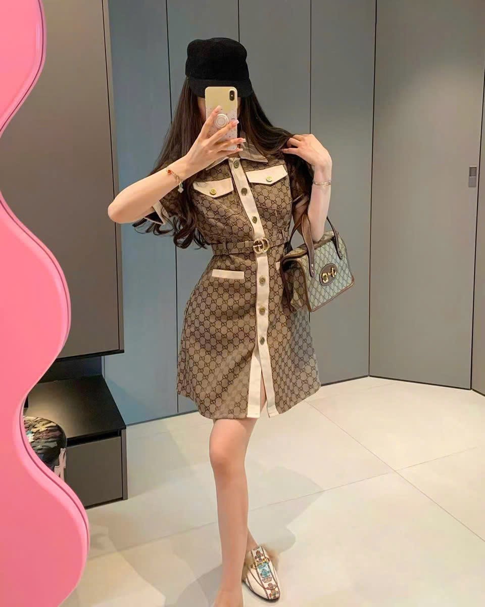 Đầm nâu nữ Gucci phối viền màu kem 10