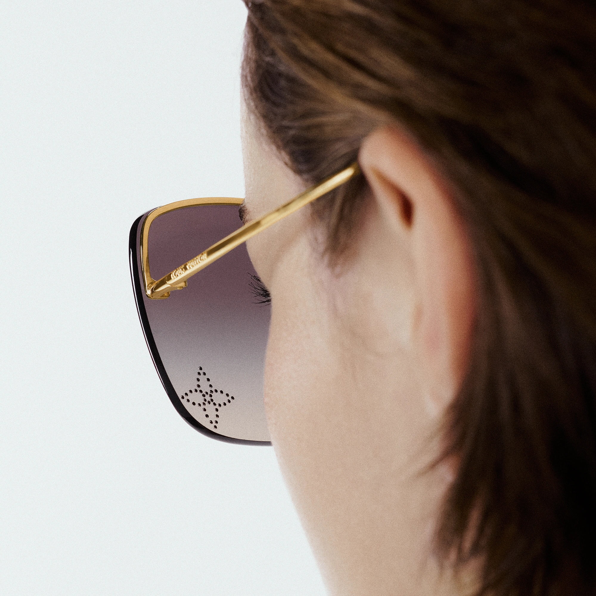 Mắt kính LV Louis Vuitton Glam Square Sunglasses Black 3